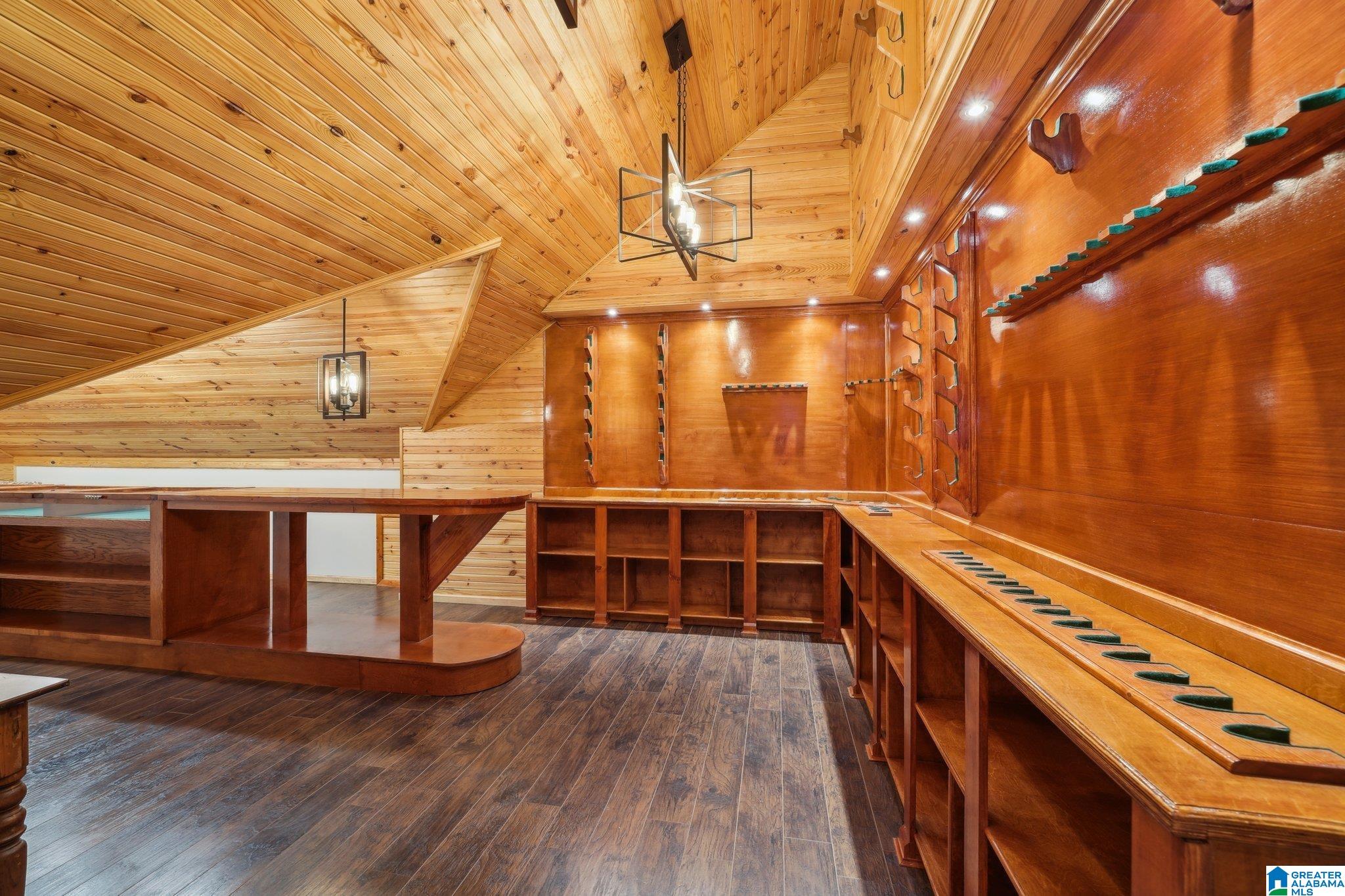 1750 COUNTY ROAD 461