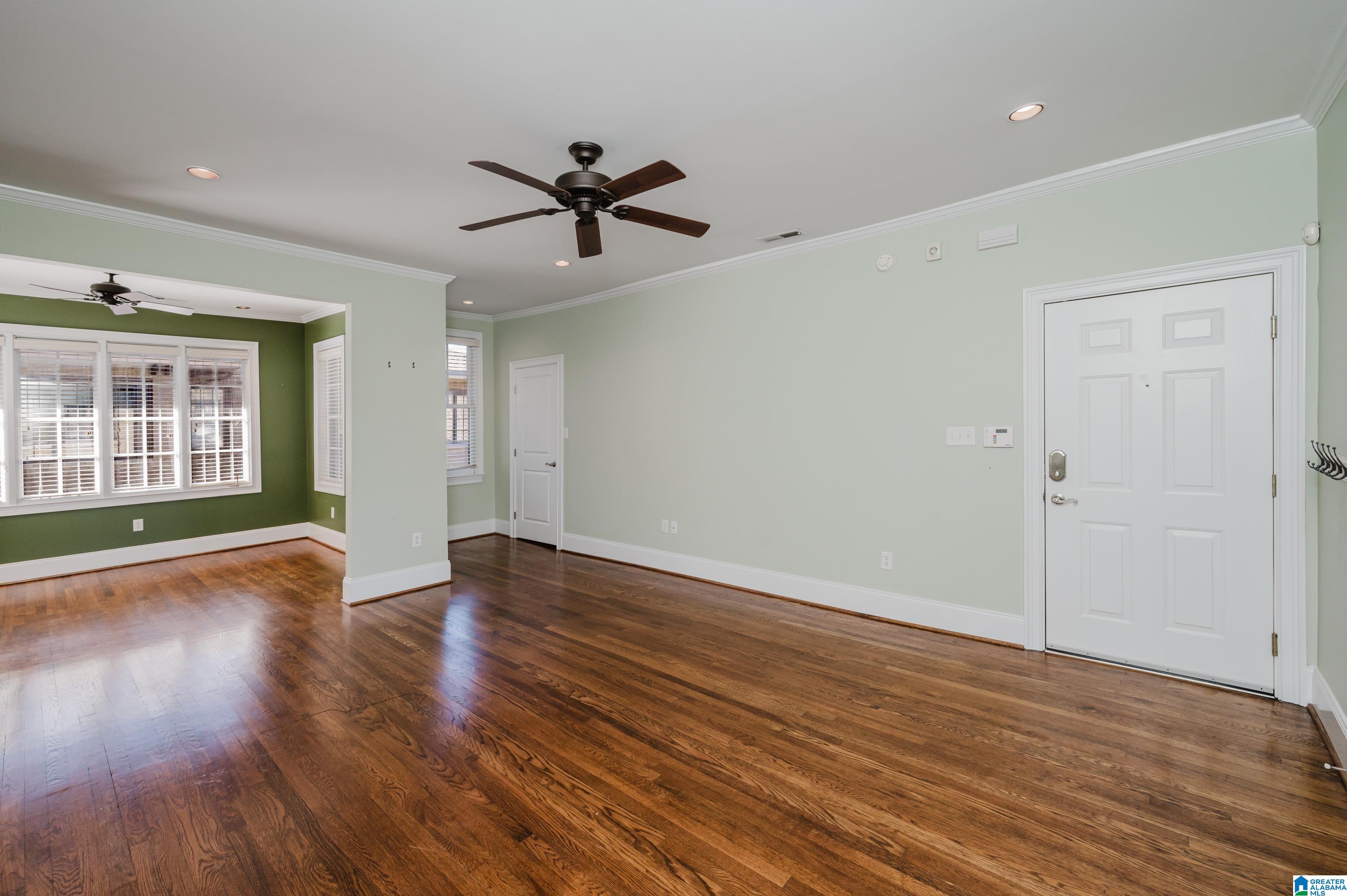 3125 HIGHLAND AVENUE S 202