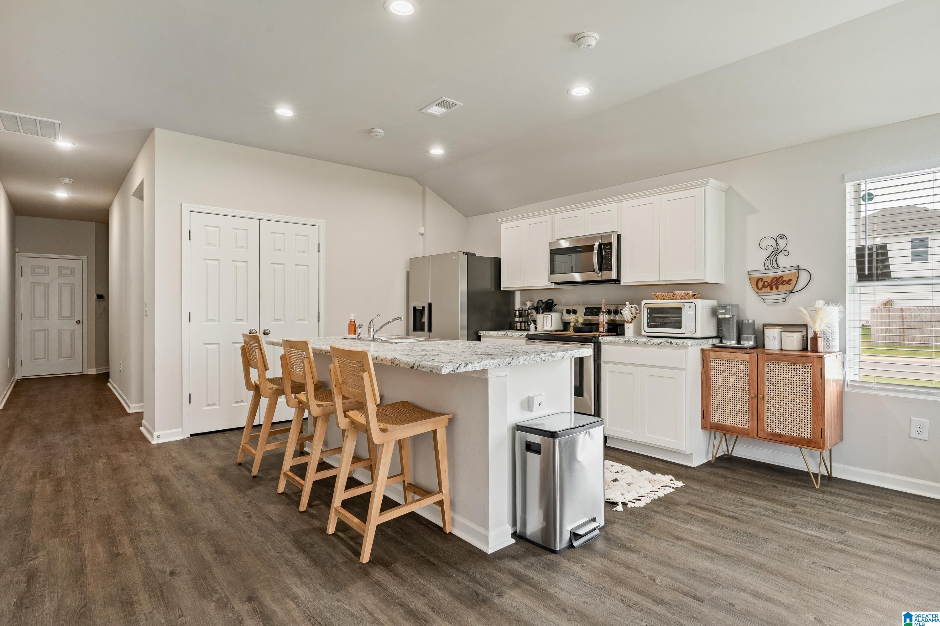 160 JONATHAN DRIVE