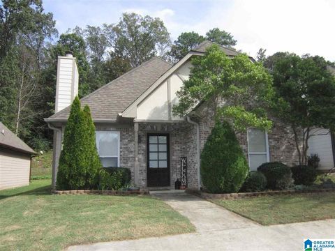 1227 PEBBLE CREEK CIRCLE GARDENDALE AL 35071