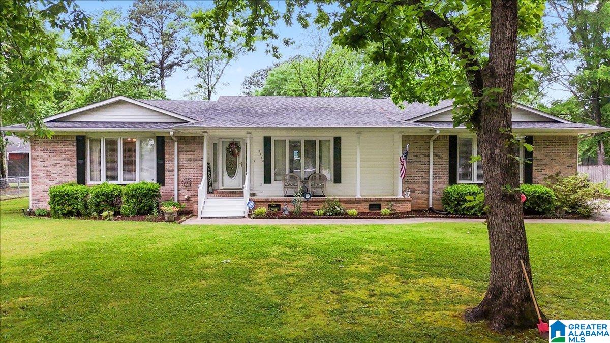 Photo 1 of 39 — 2113 WREN AVENUE, CULLMAN, AL 35055