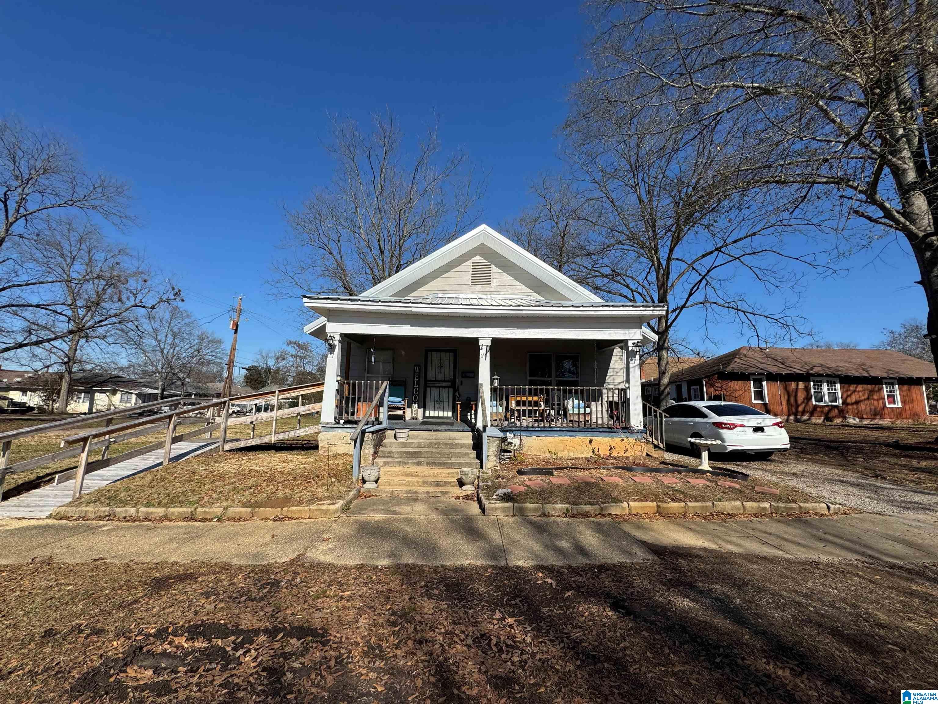 Photo 1 of 3 — 611 N 16TH STREET N, BESSEMER, AL 35020