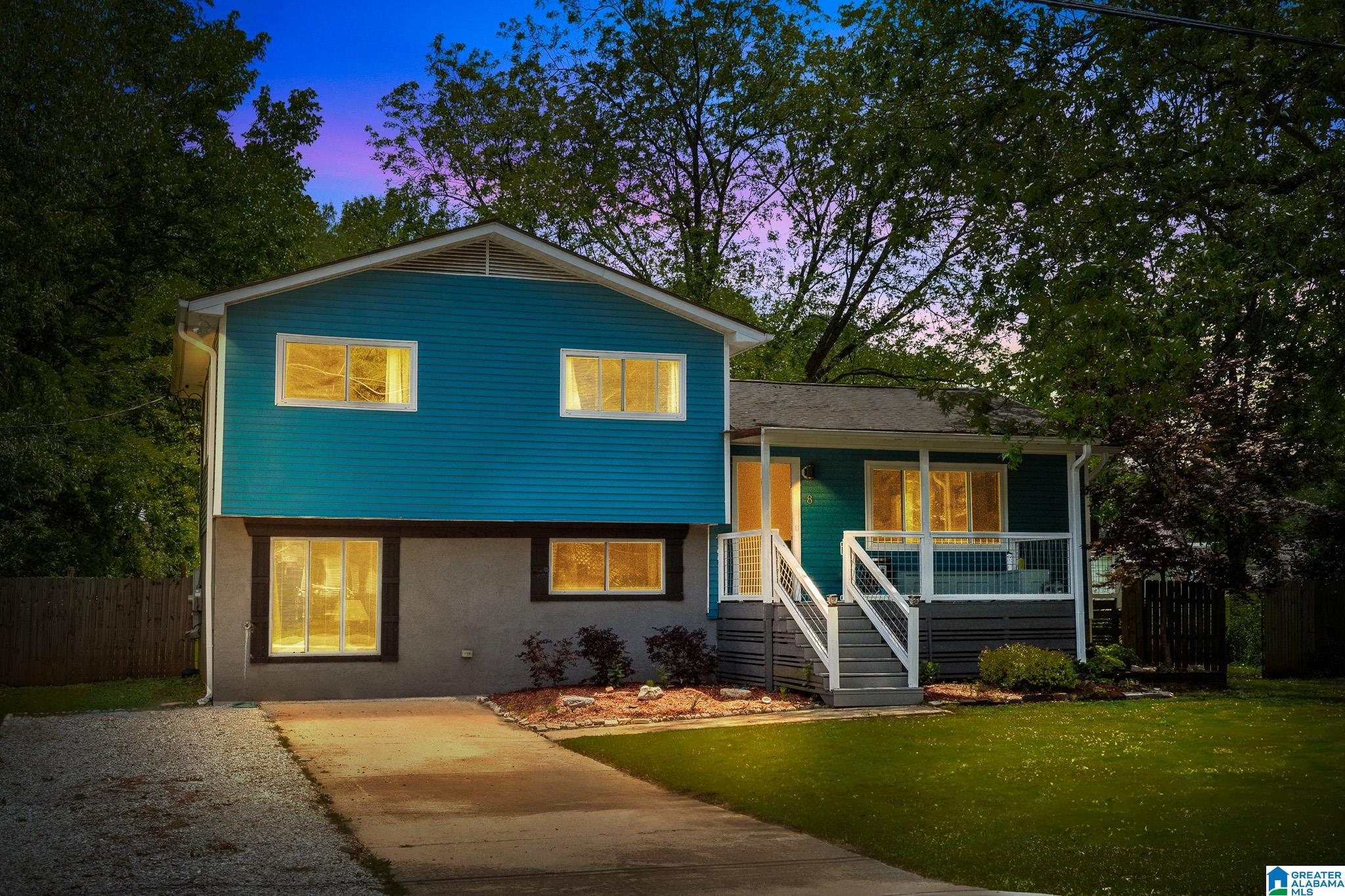 8 KING VALLEY DRIVE