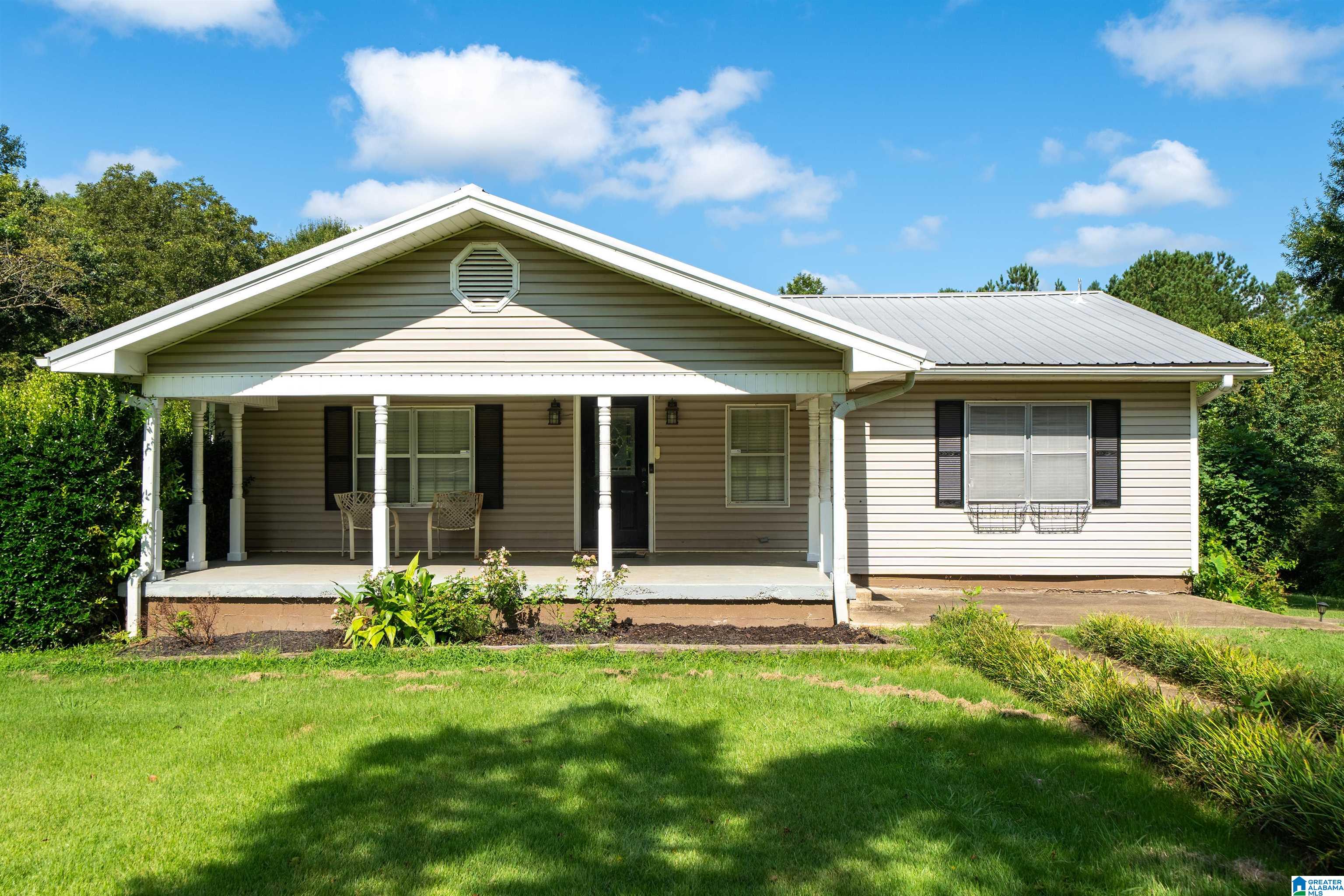 100 TWIN PINE CIRCLE