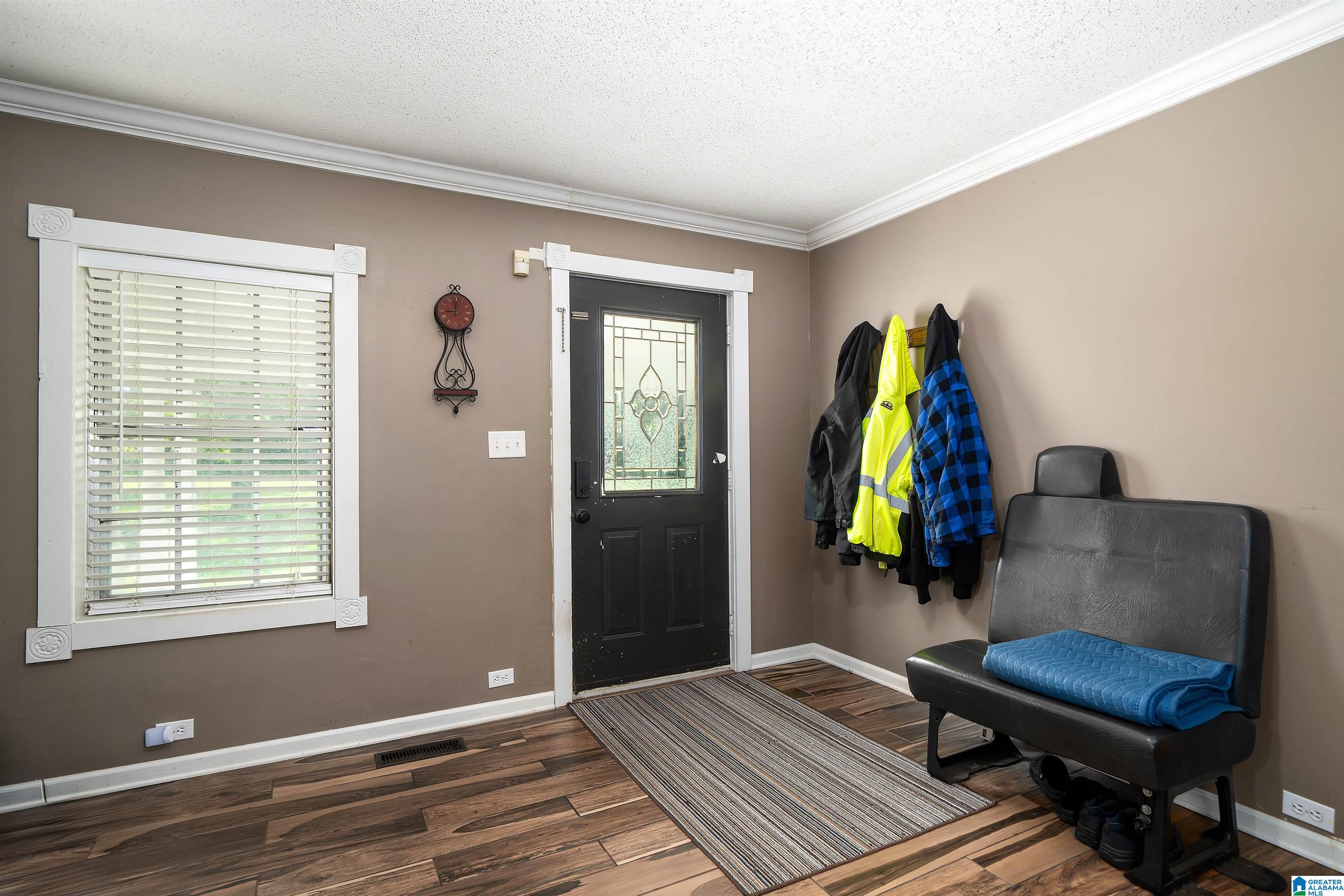 100 TWIN PINE CIRCLE