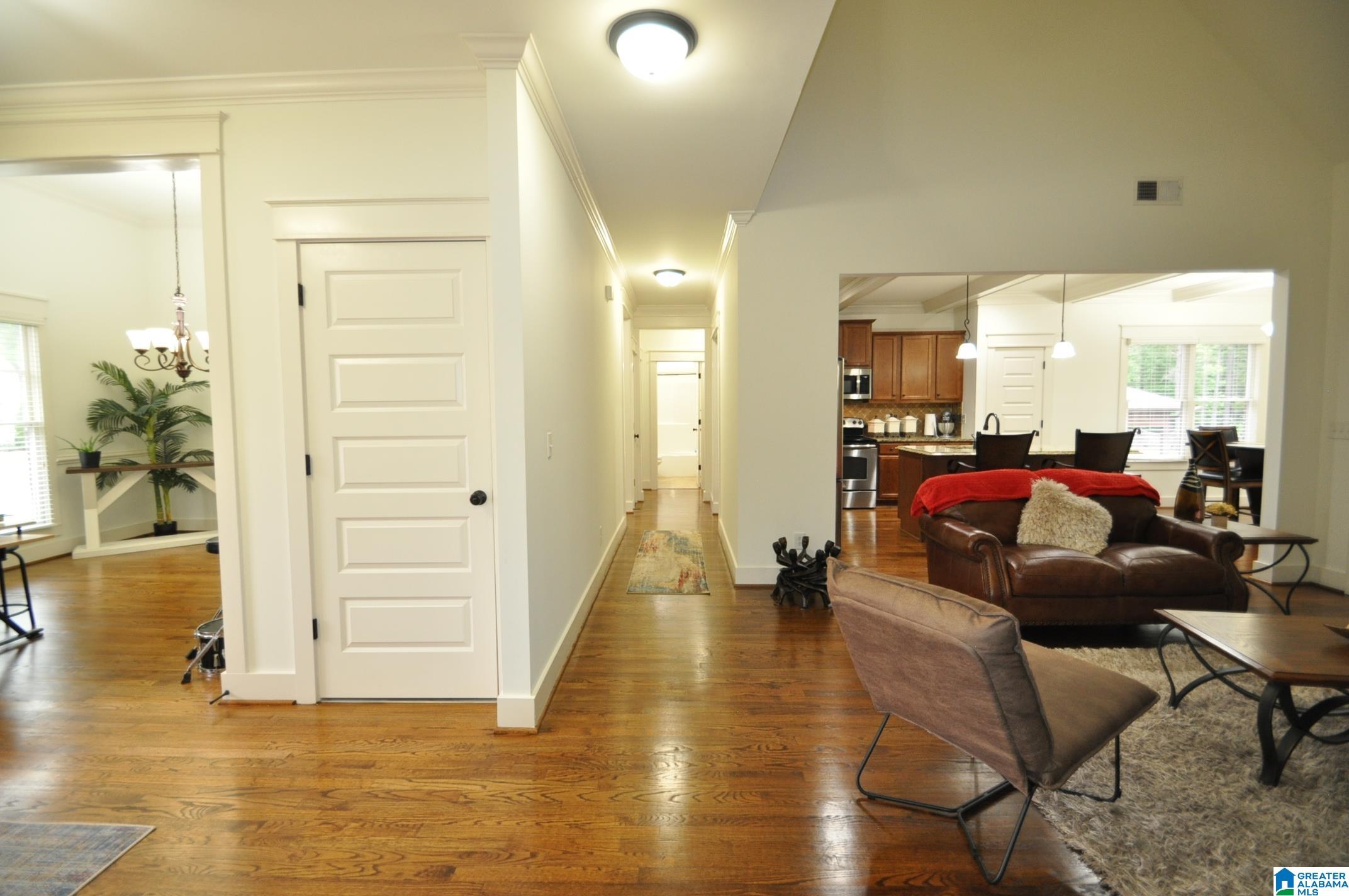 1102 DUNSMORE DRIVE