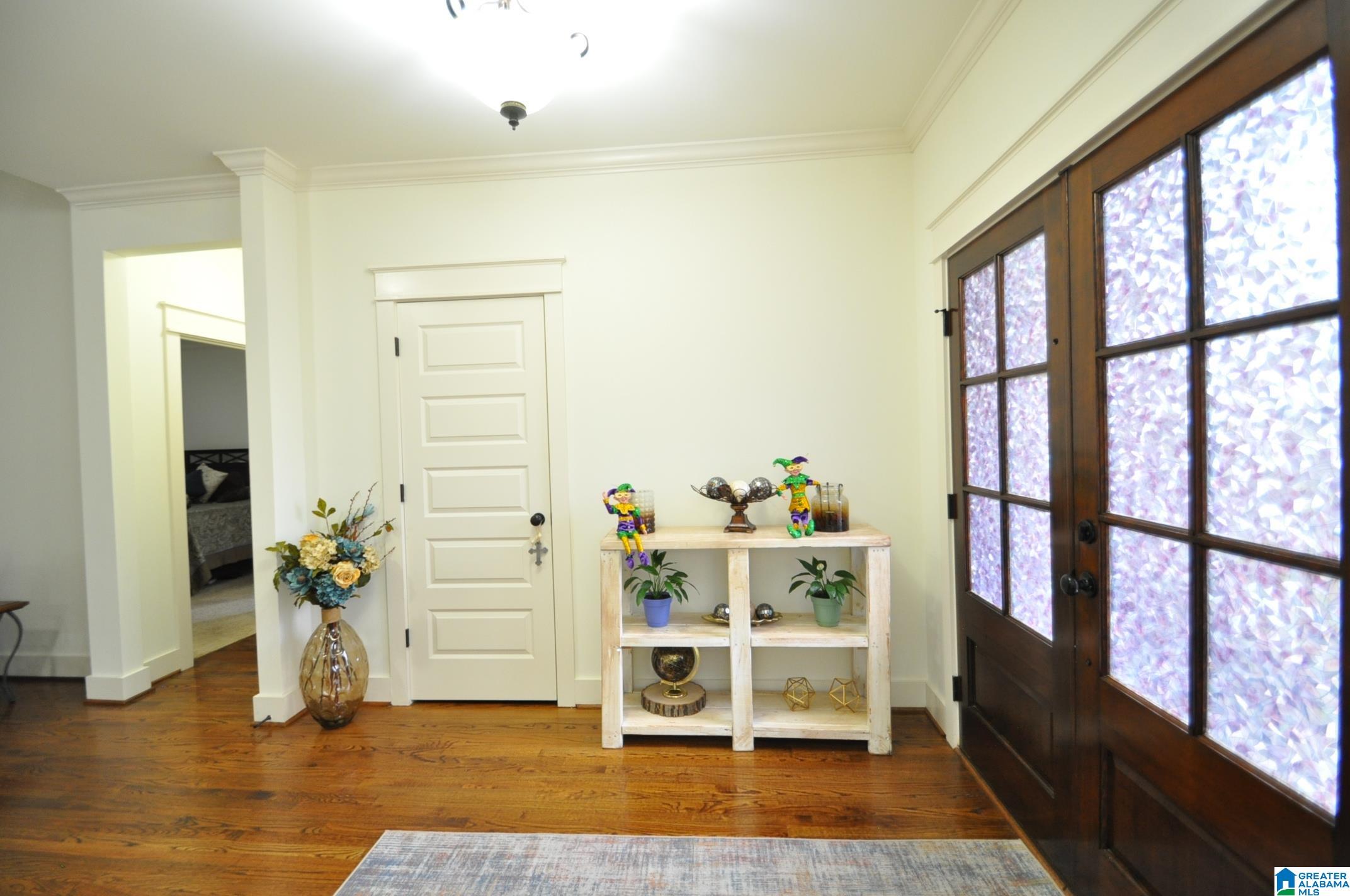 1102 DUNSMORE DRIVE