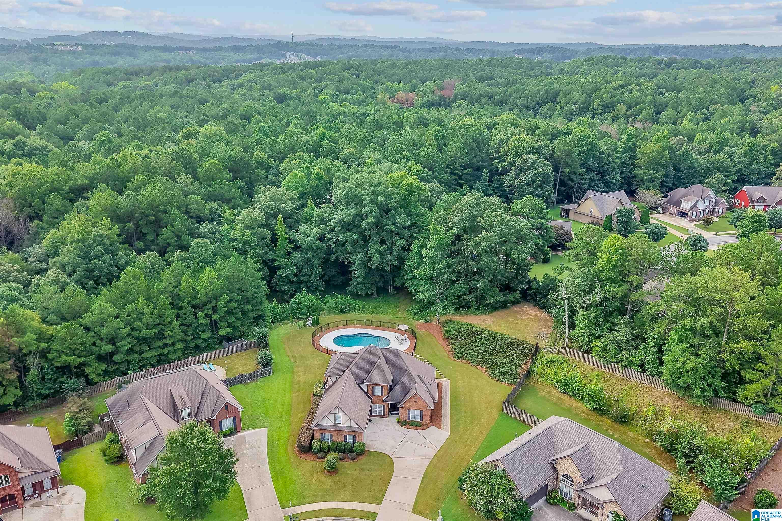 443 RIVER OAKS LANE