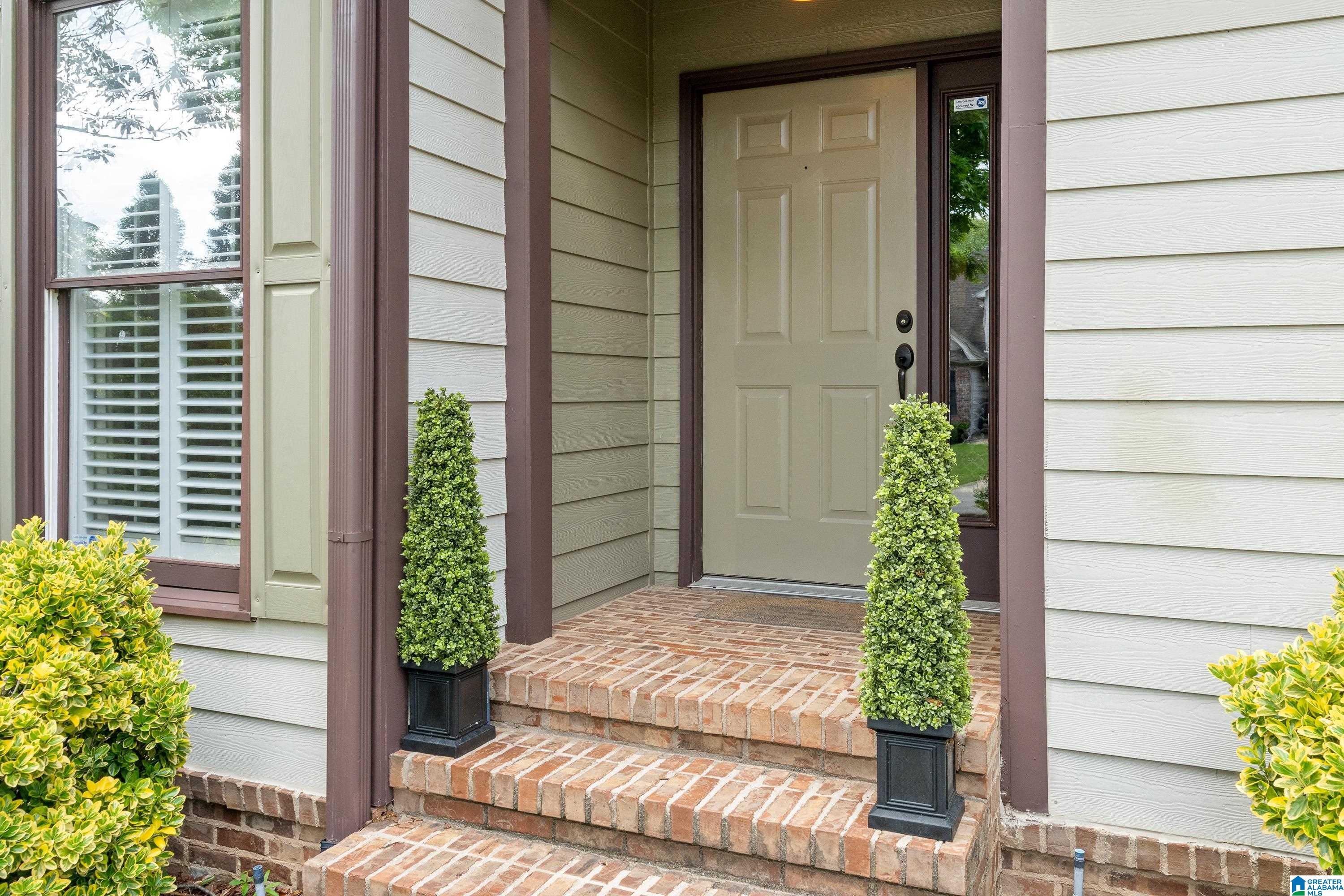 3216 PAIGE LANE