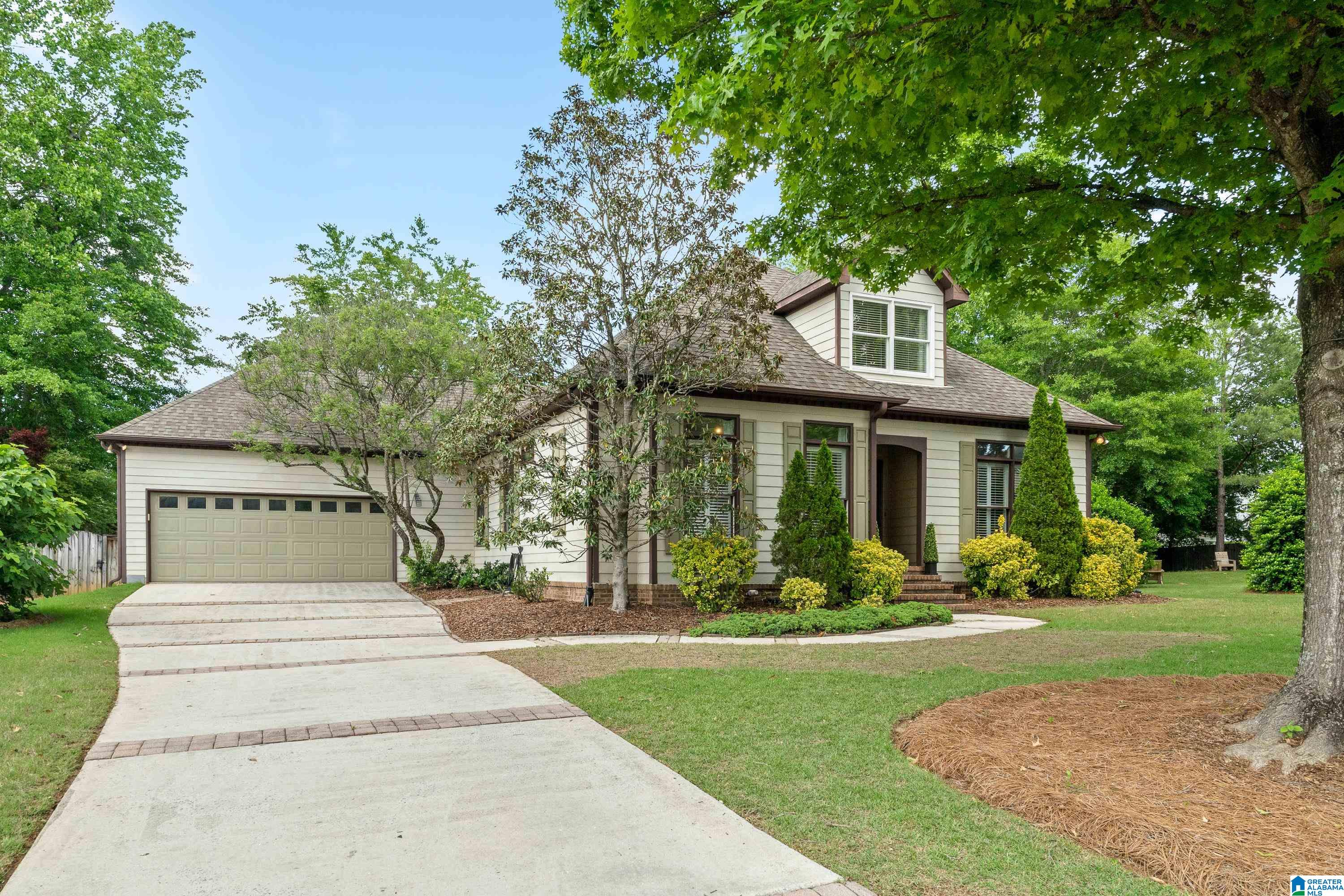 3216 PAIGE LANE