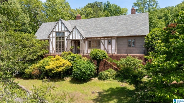 33 SUNSET DR, ANNISTON, AL 36207 - Image f16307d0251b54dcbbc30d404683880d/2880296806