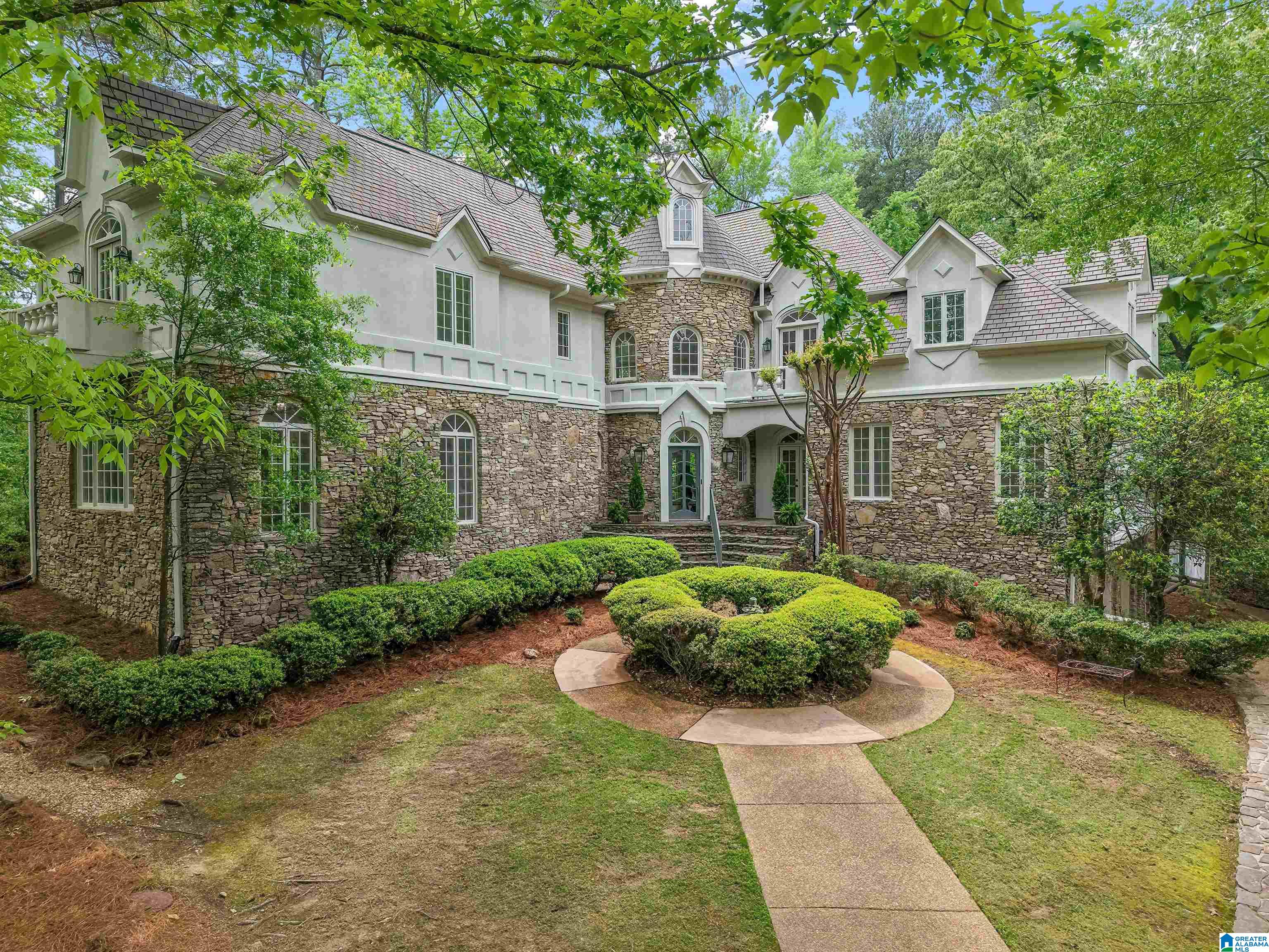 2074 ROYAL FERN LANE