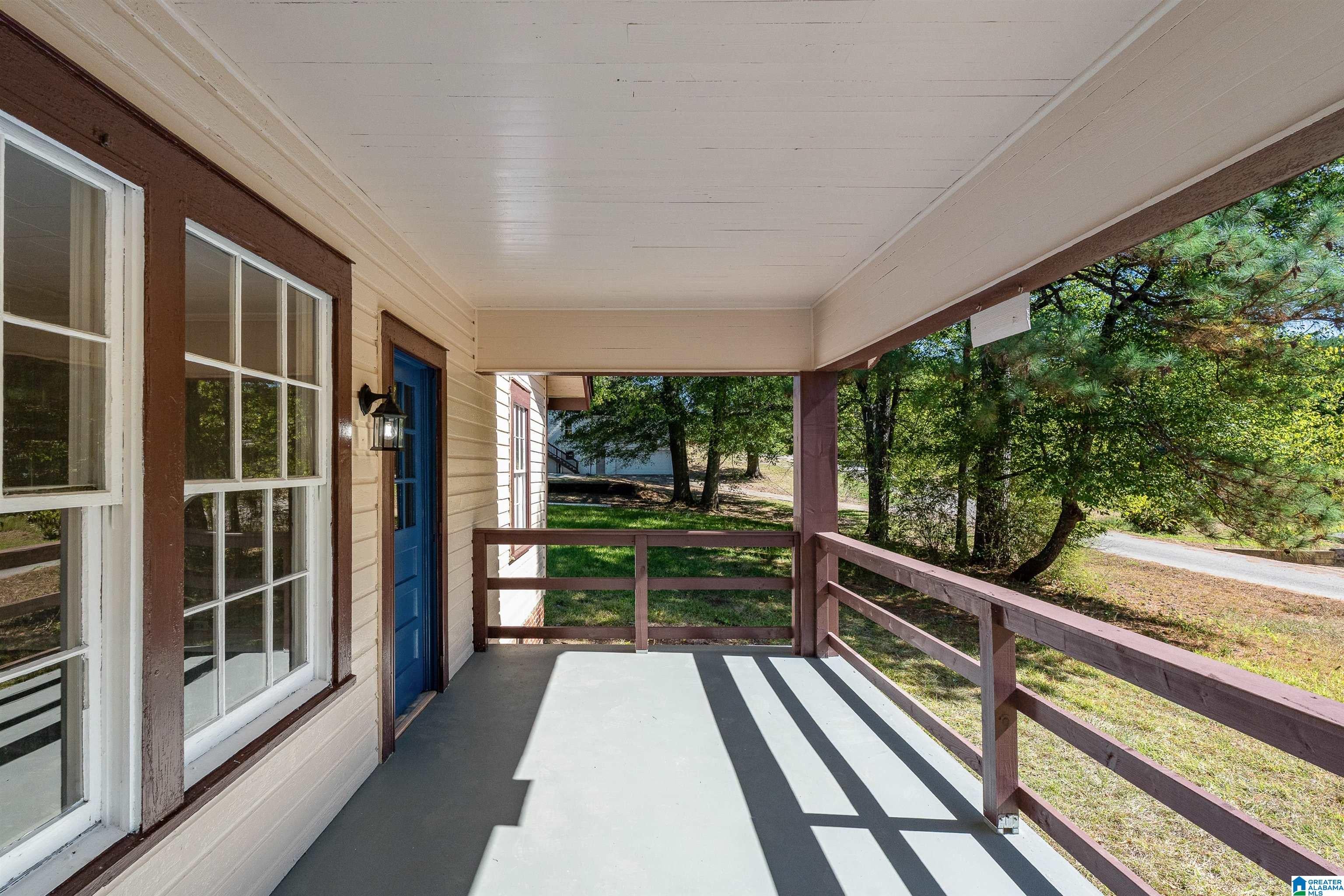 3185 LOBLOLLY LANE