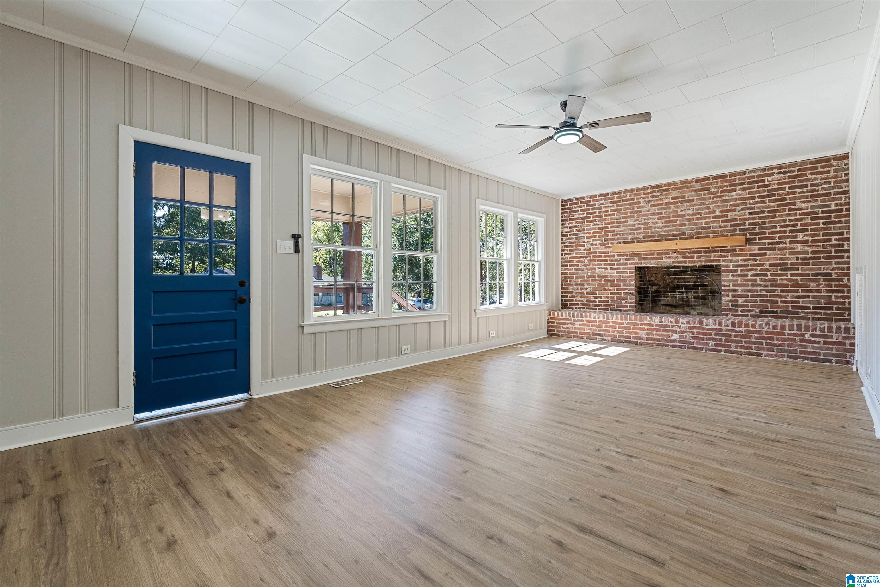 3185 LOBLOLLY LANE