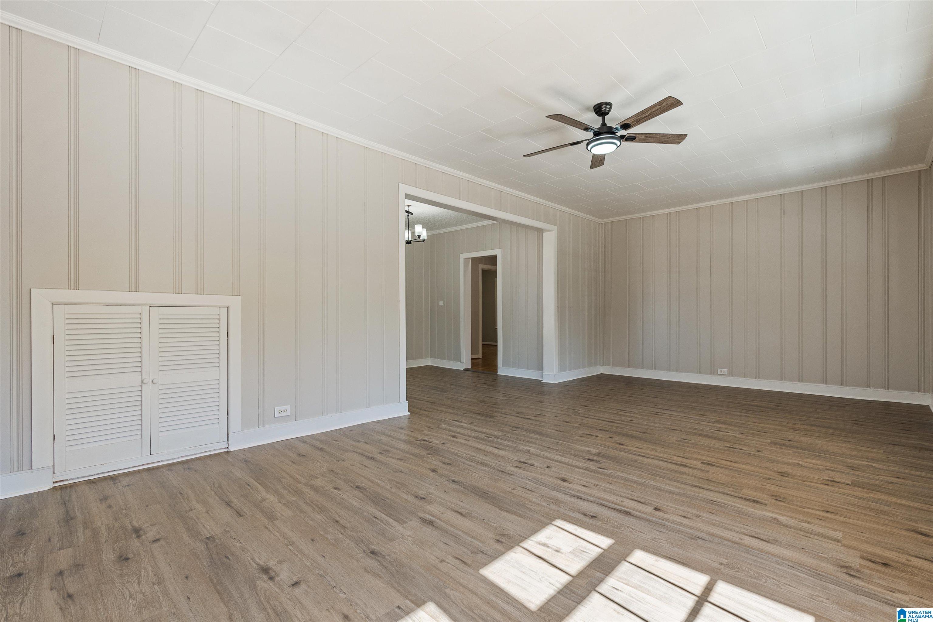 3185 LOBLOLLY LANE