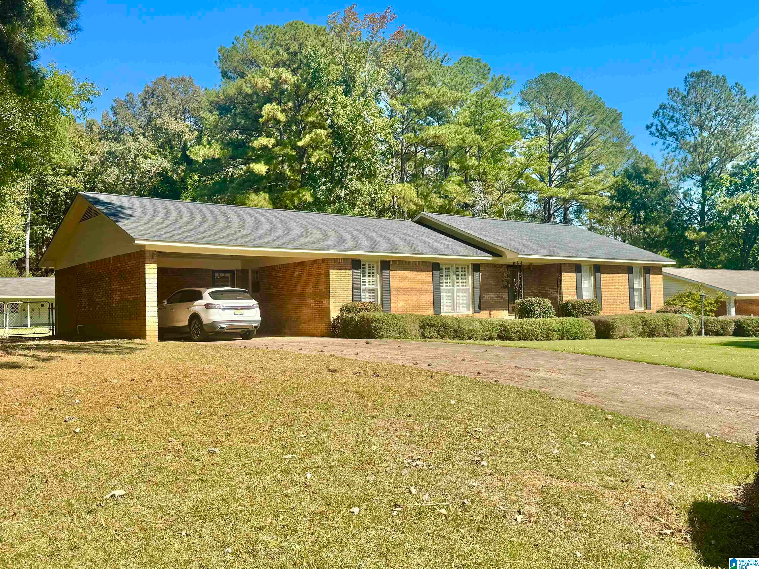 1018 MAGNOLIA DRIVE
