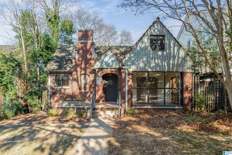 1033 LAKEVIEW CRESCENT BIRMINGHAM AL 35205