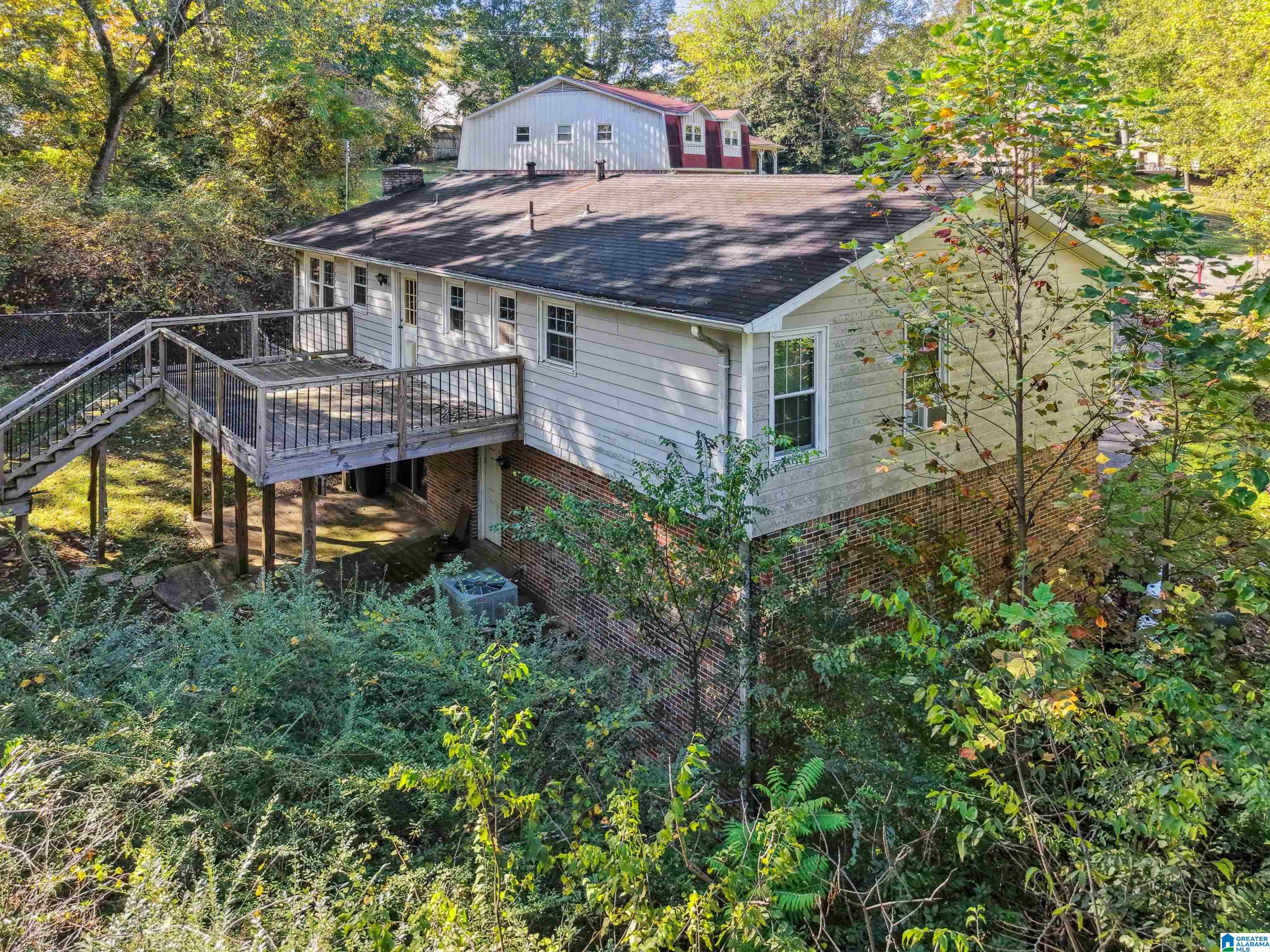 2375 MOUNTAIN OAKS LANE