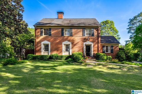 2605 CANTERBURY ROAD MOUNTAIN BROOK AL 35223