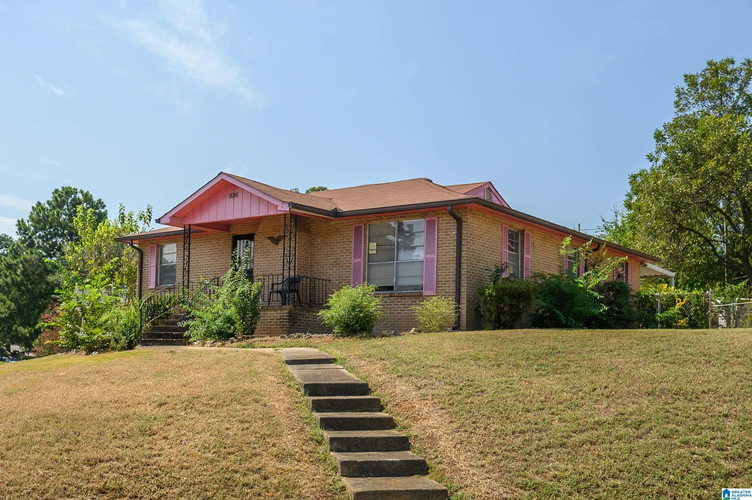 2016 CENTER WAY S