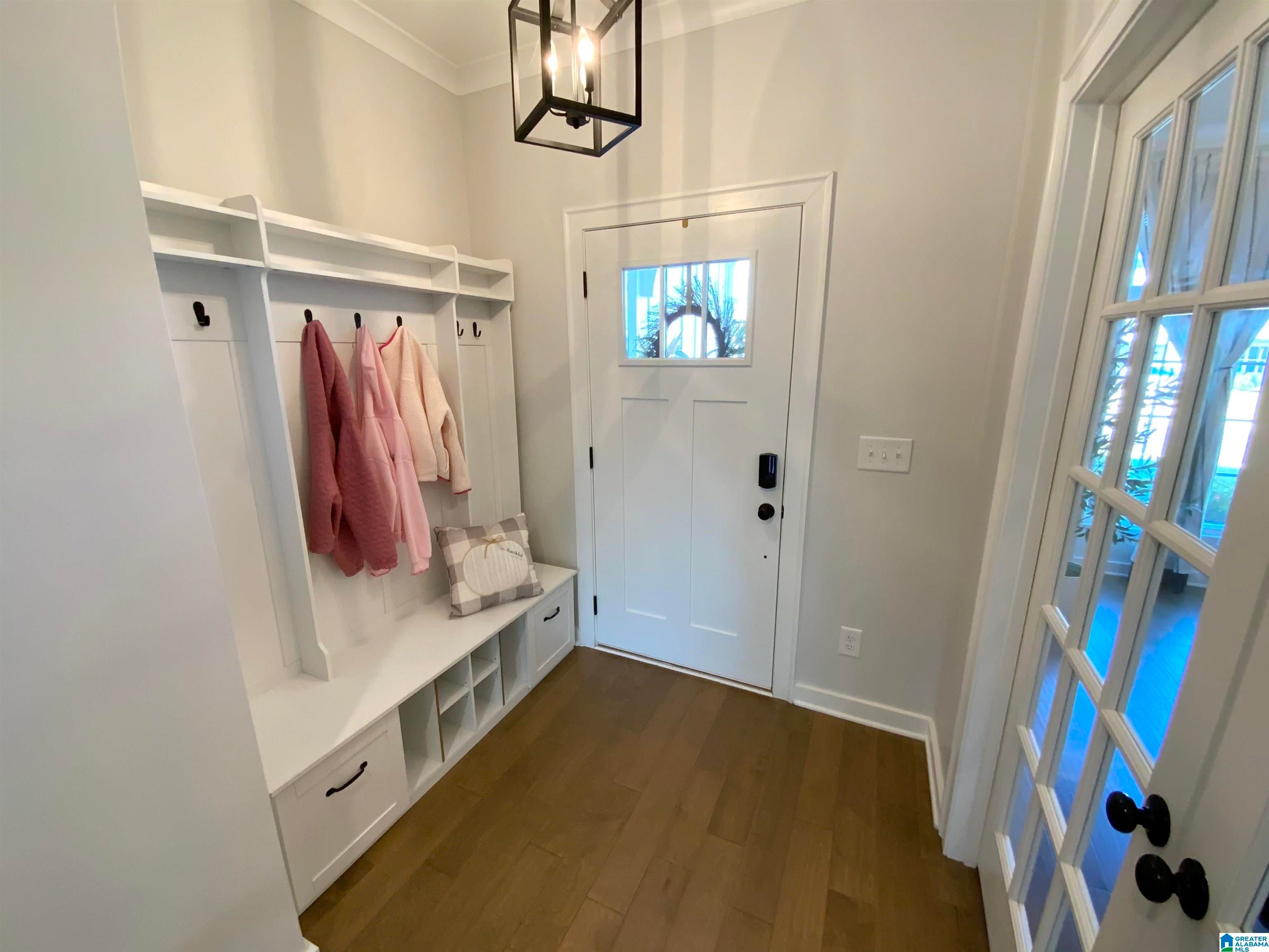5713 LONG VIEW TRAIL