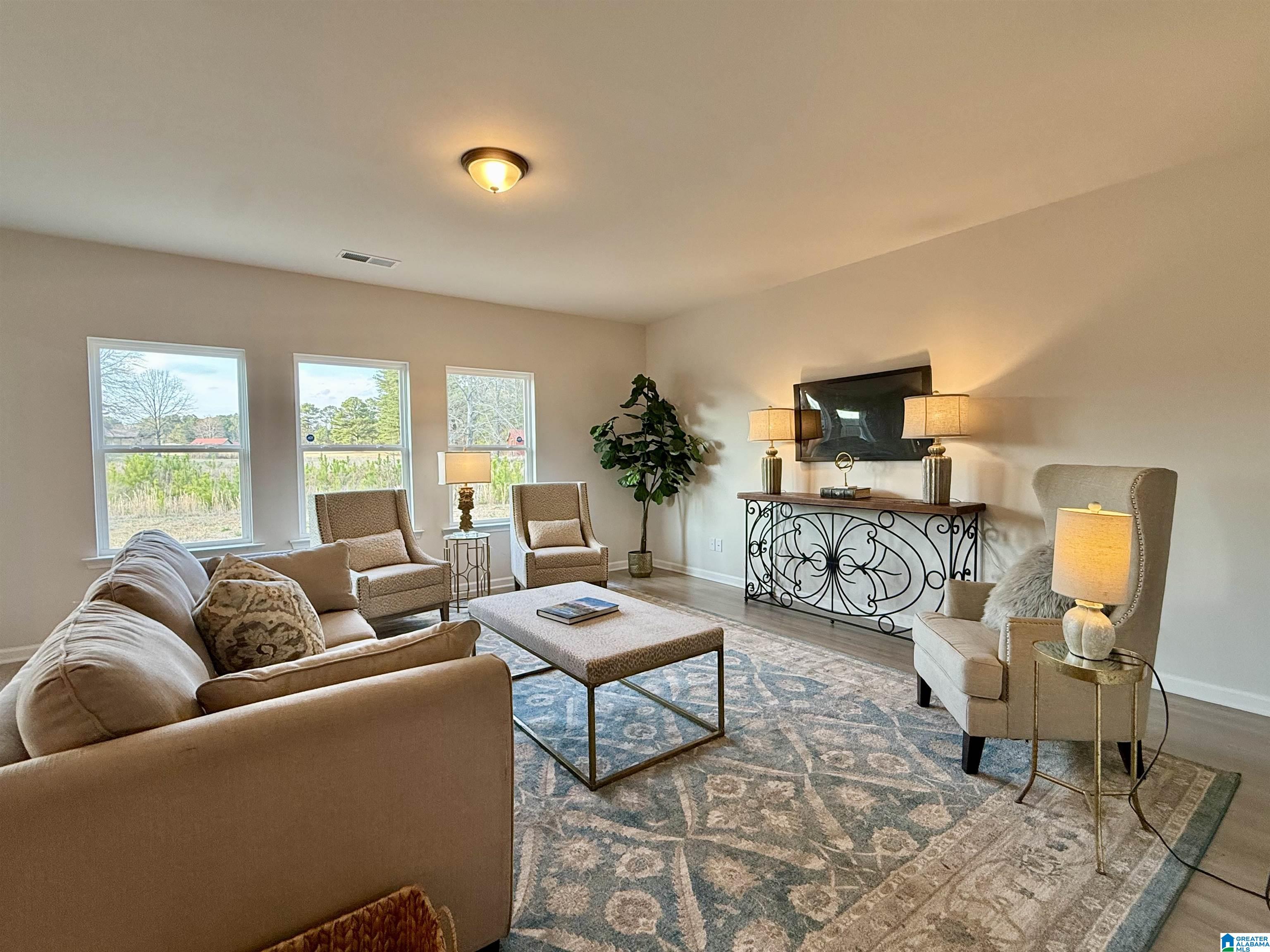 556 BRIDLEWOOD CIRCLE