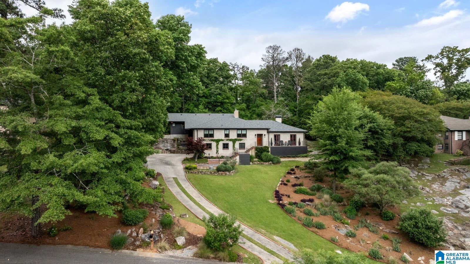 748 MONTGOMERY DRIVE