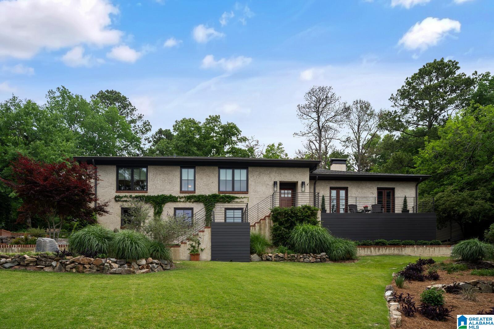 748 MONTGOMERY DRIVE