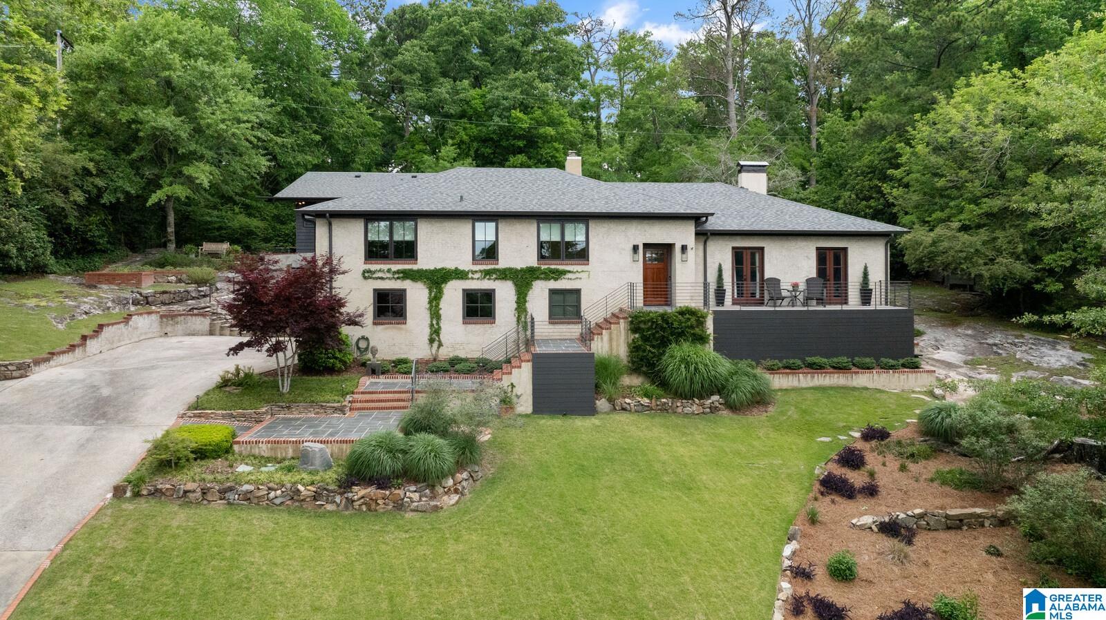 748 MONTGOMERY DRIVE