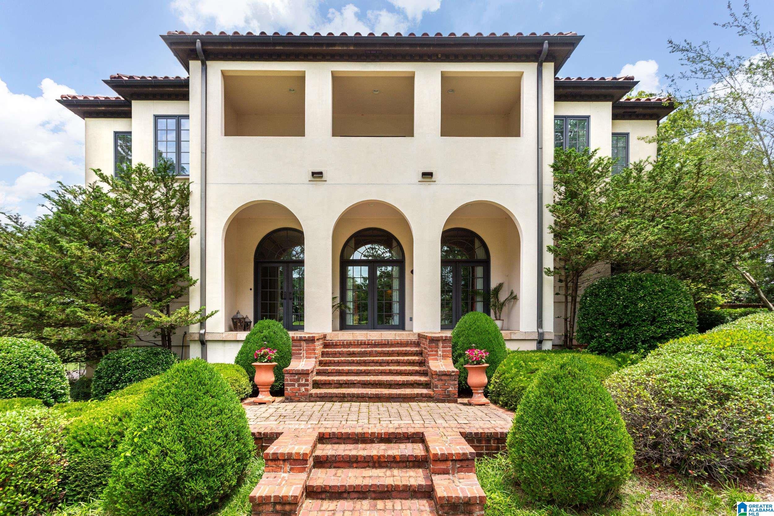 387 BUCKNER CIRCLE