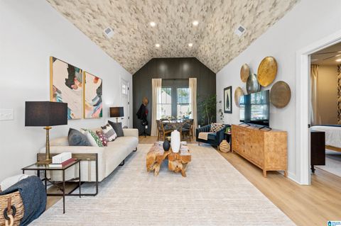 1801 WILLIAMETTE TRACE 111 HOOVER AL 35244