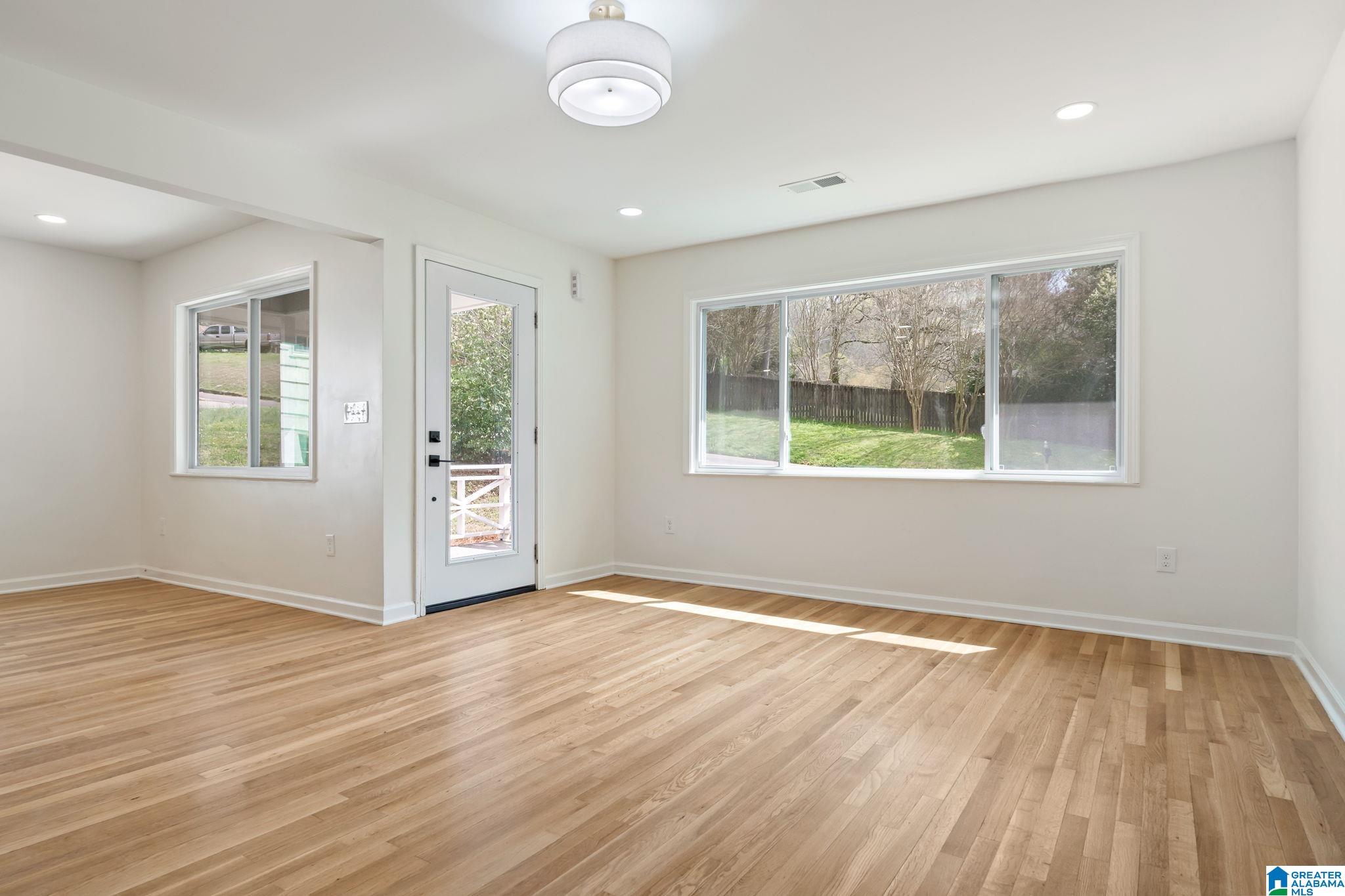 604 GREEN SPRINGS AVENUE S