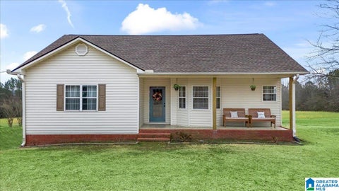 Photo of 235 Mountain View Trail, HAYDEN, AL 35079 (MLS # 21463420)