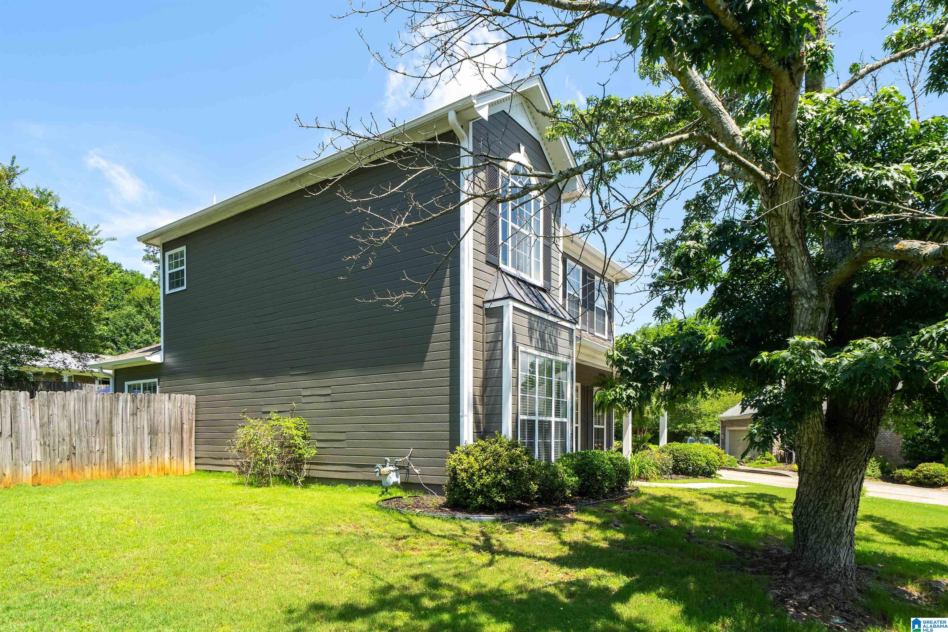 414 CHADWICK CIRCLE