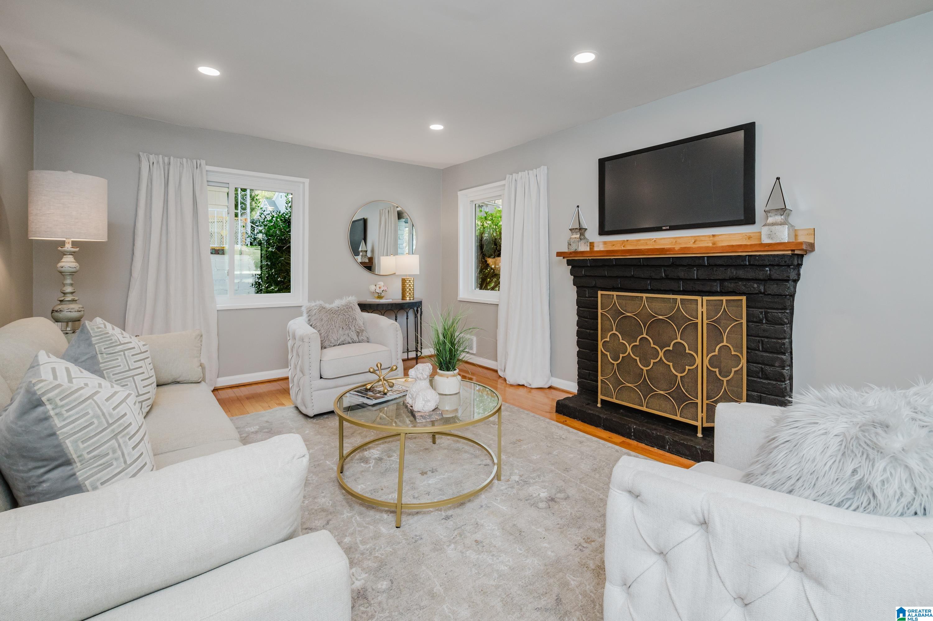 1725 WINDSOR BOULEVARD