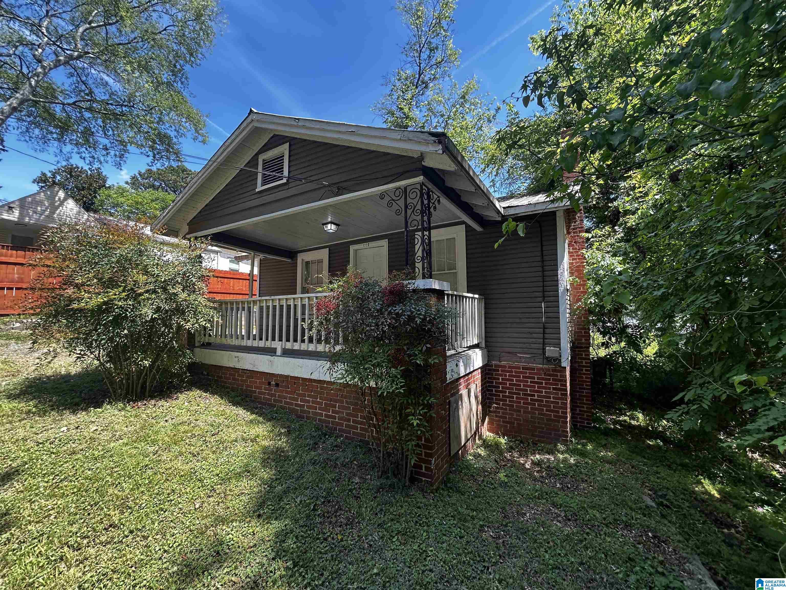 Photo 1 of 14 — 113 KNIGHT AVENUE, HUEYTOWN, AL 35023