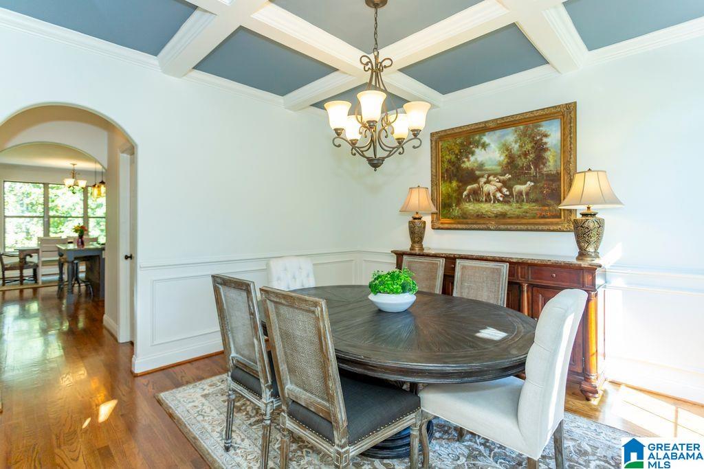 312 GREY OAKS DRIVE