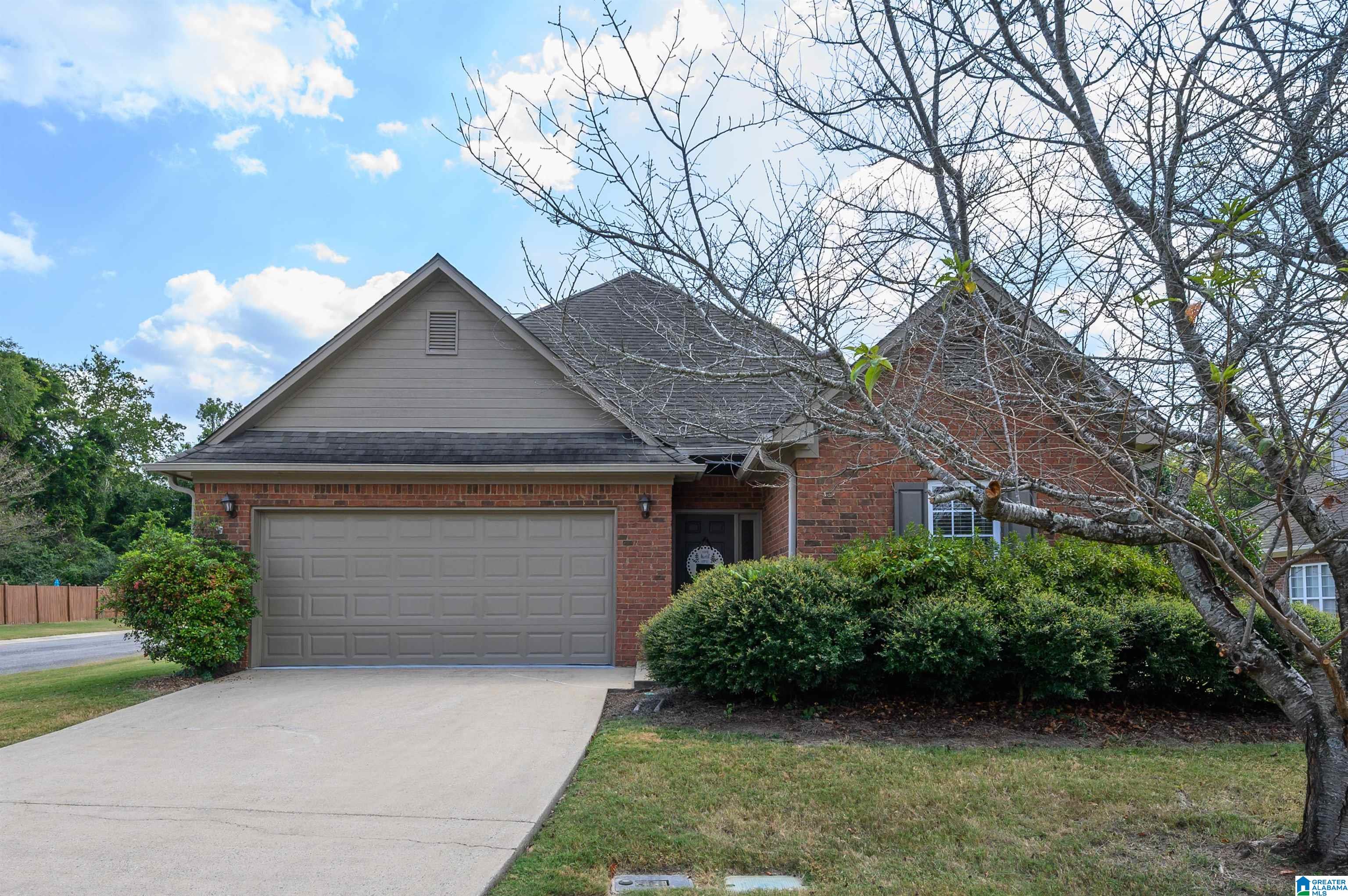 278 CREEKSIDE LANE