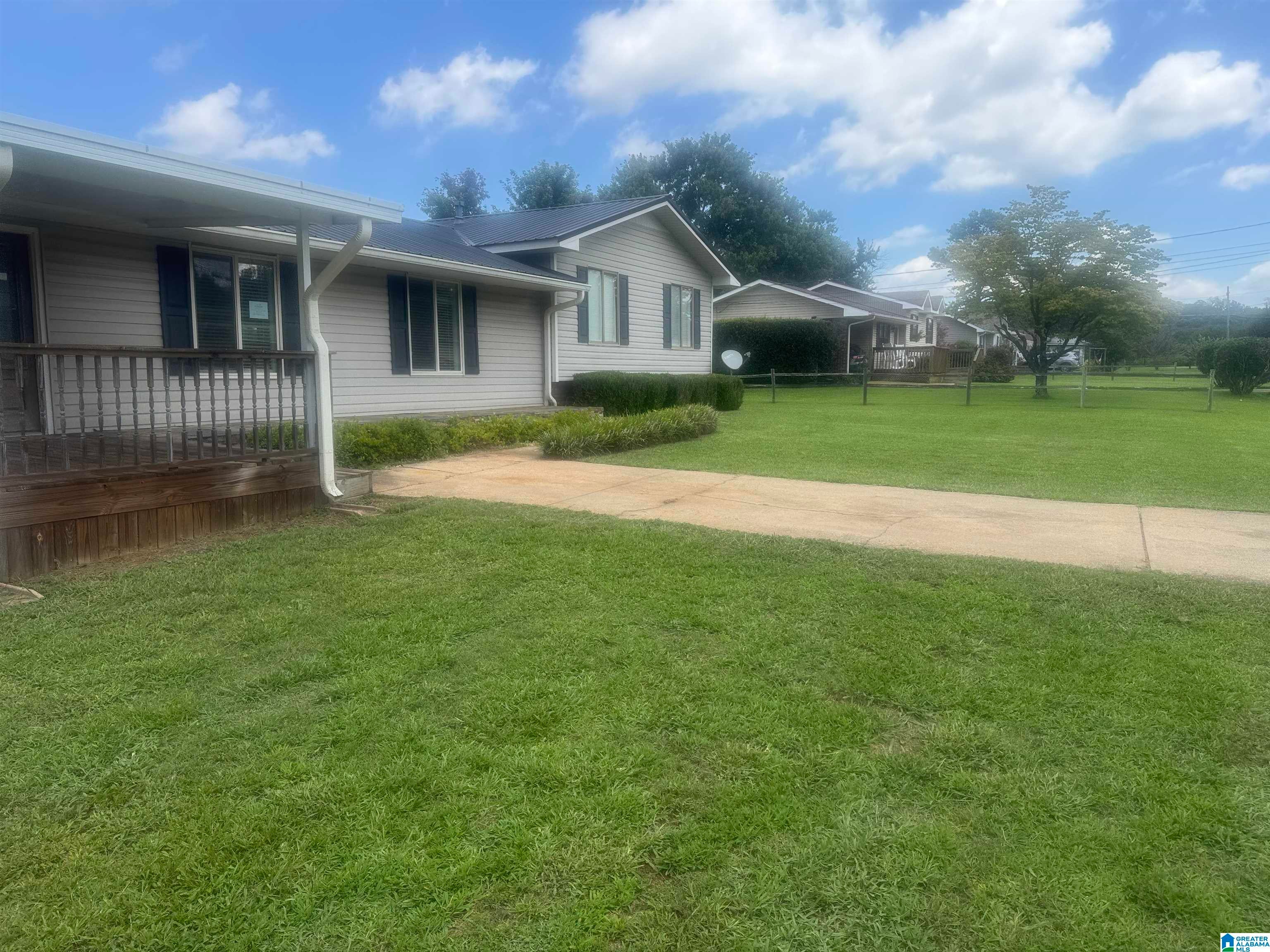 77 GREENVALE DRIVE