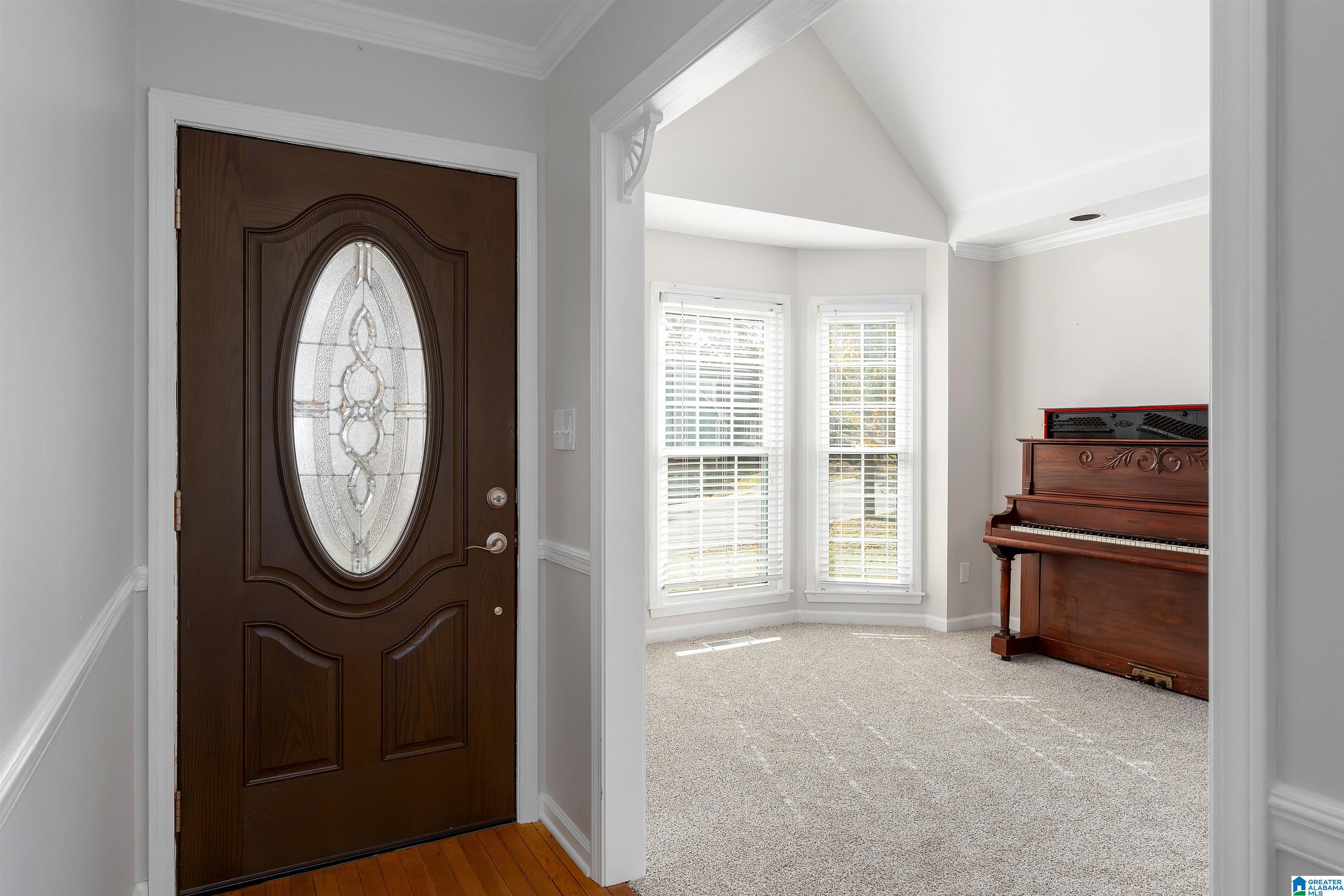 6804 CANDLEWOOD LANE