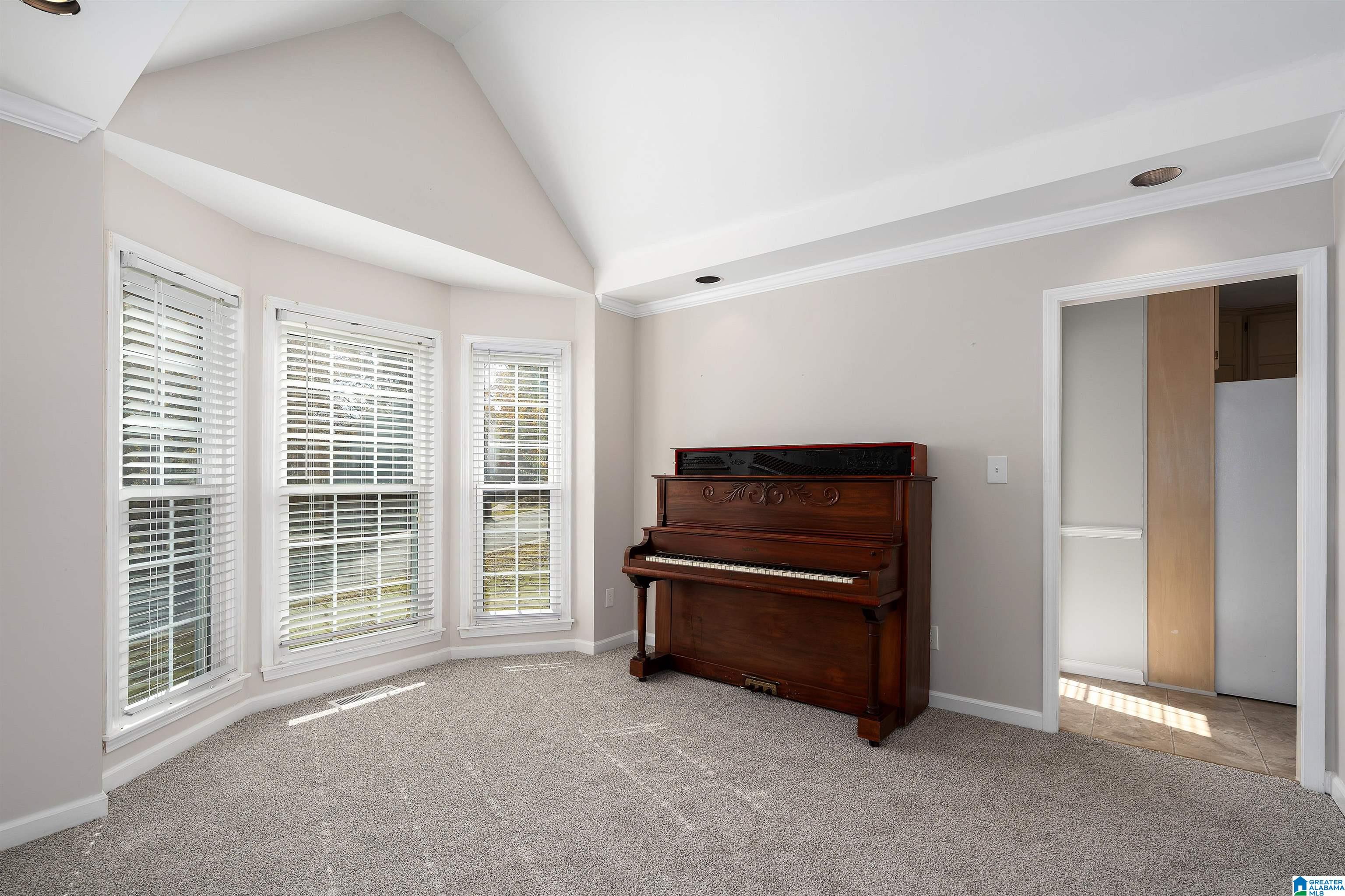 6804 CANDLEWOOD LANE