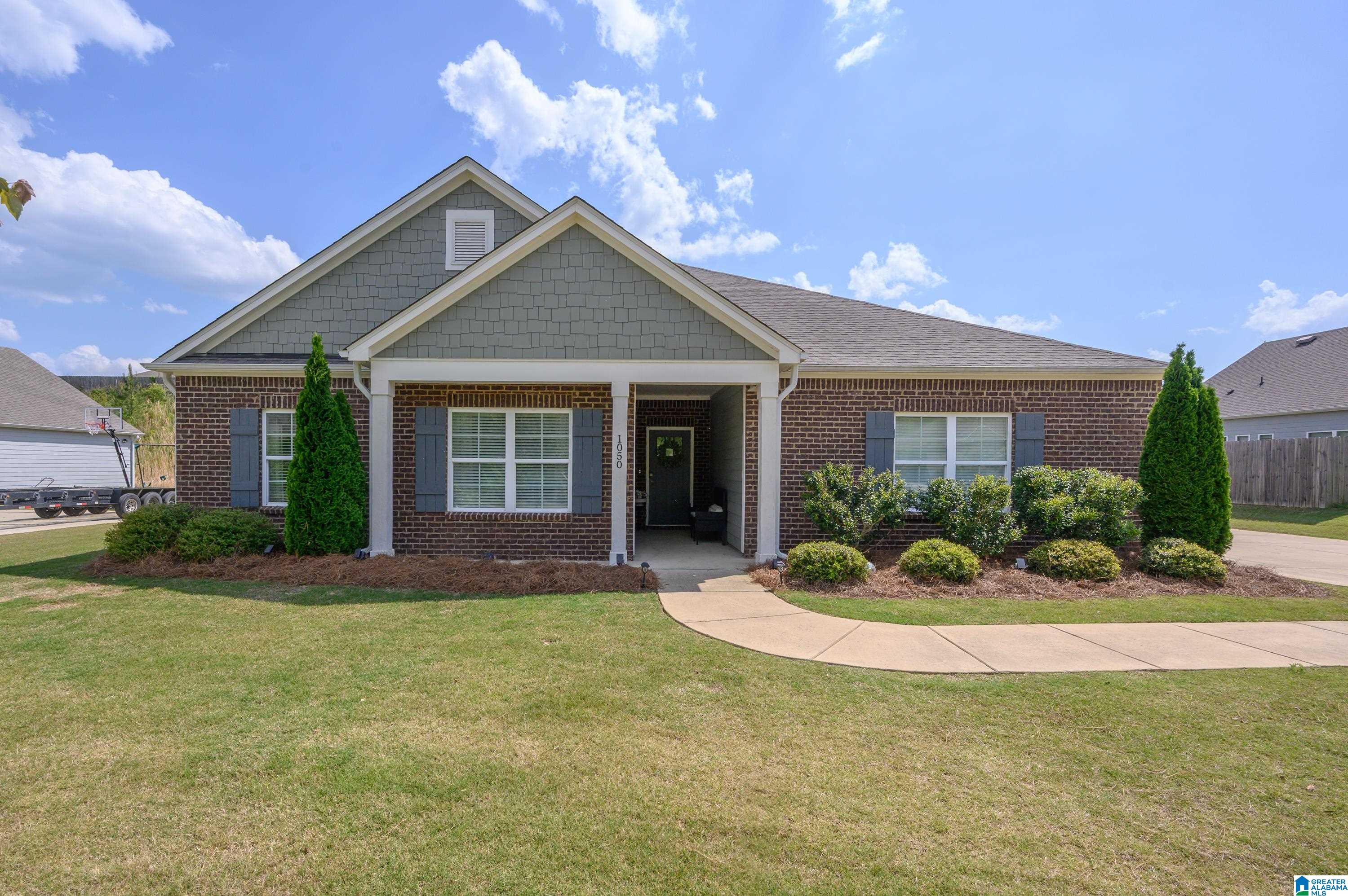 Photo 1 of 38 — 1050 MOUNTAIN LAUREL CIRCLE, MOODY, AL 35004
