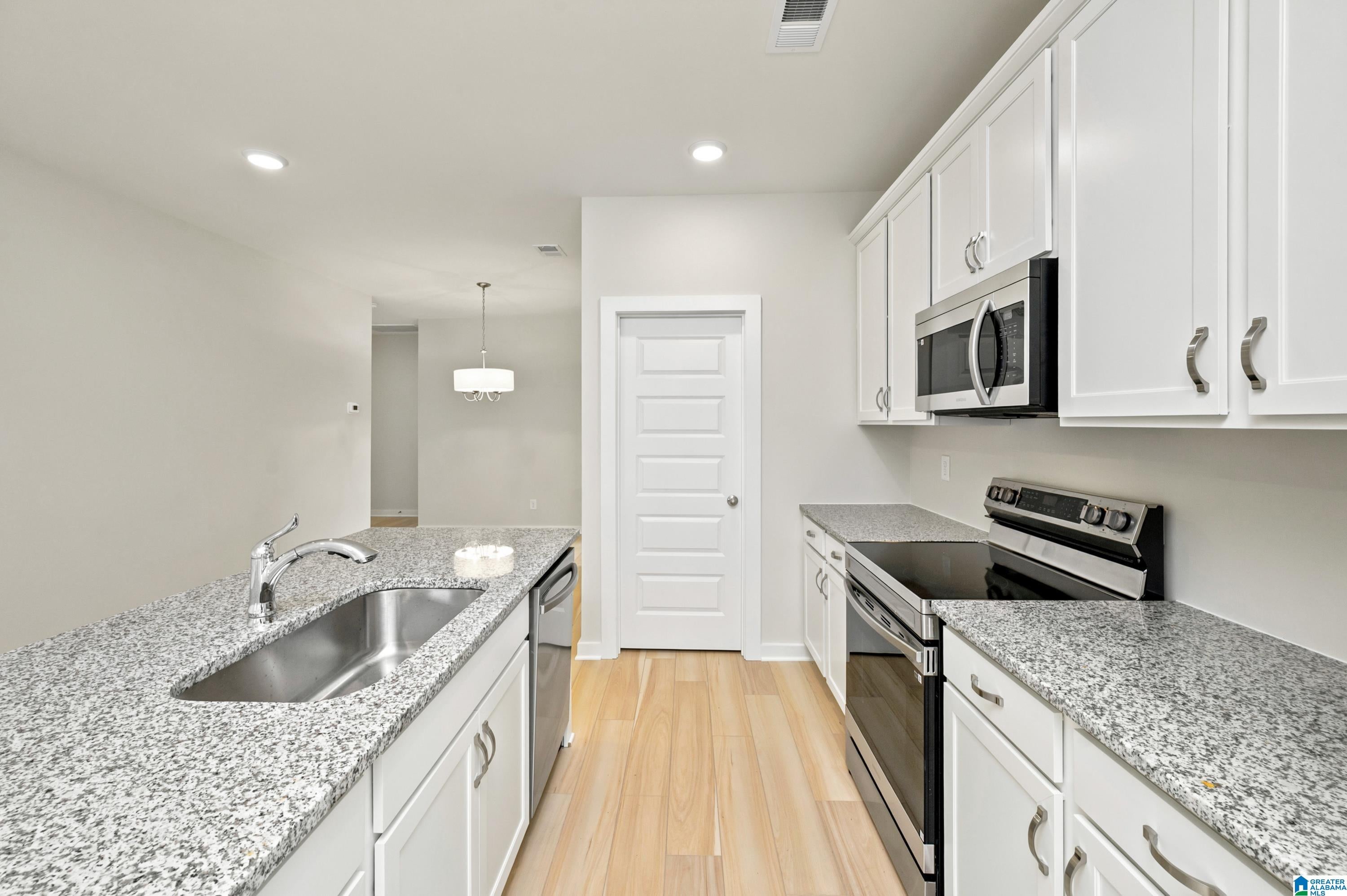 1004 GRAND RIVER BOULEVARD