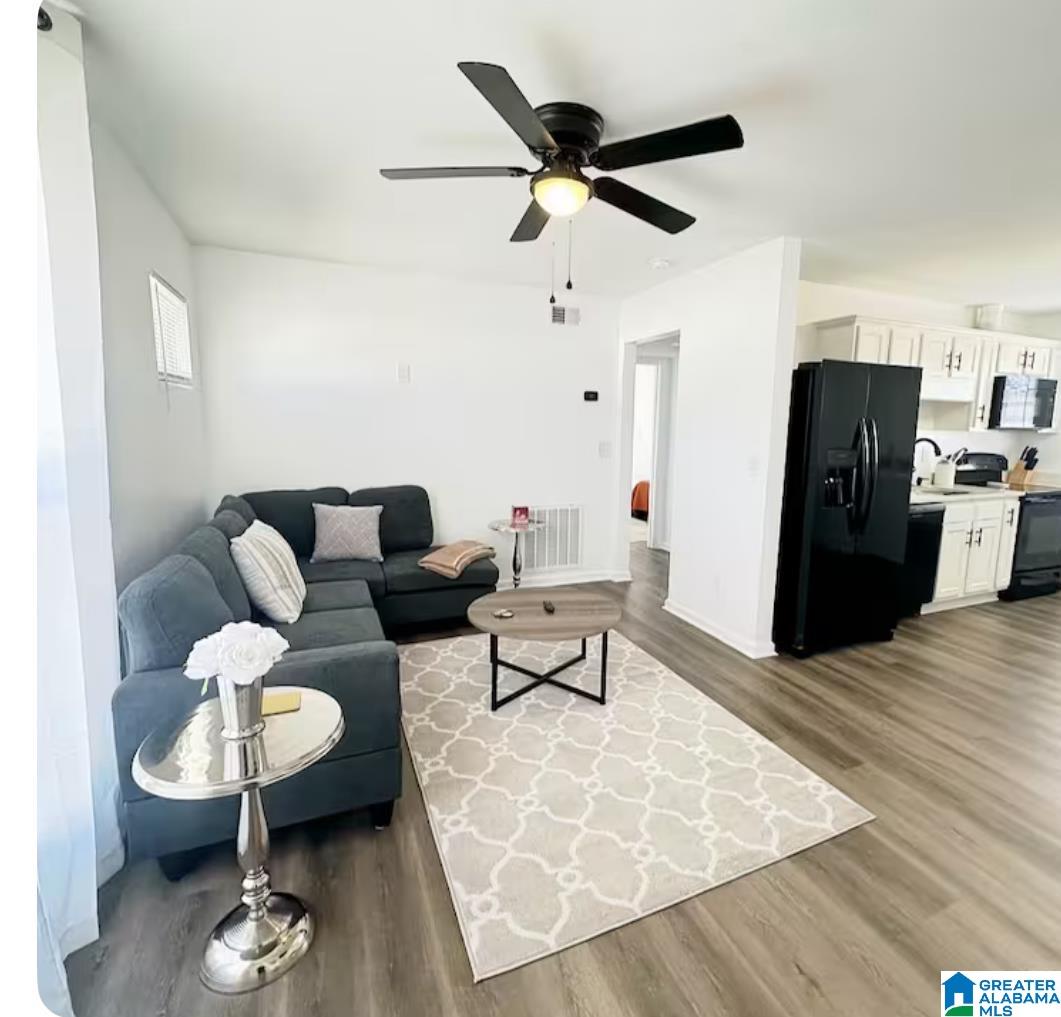 15TH STREET 1029 E