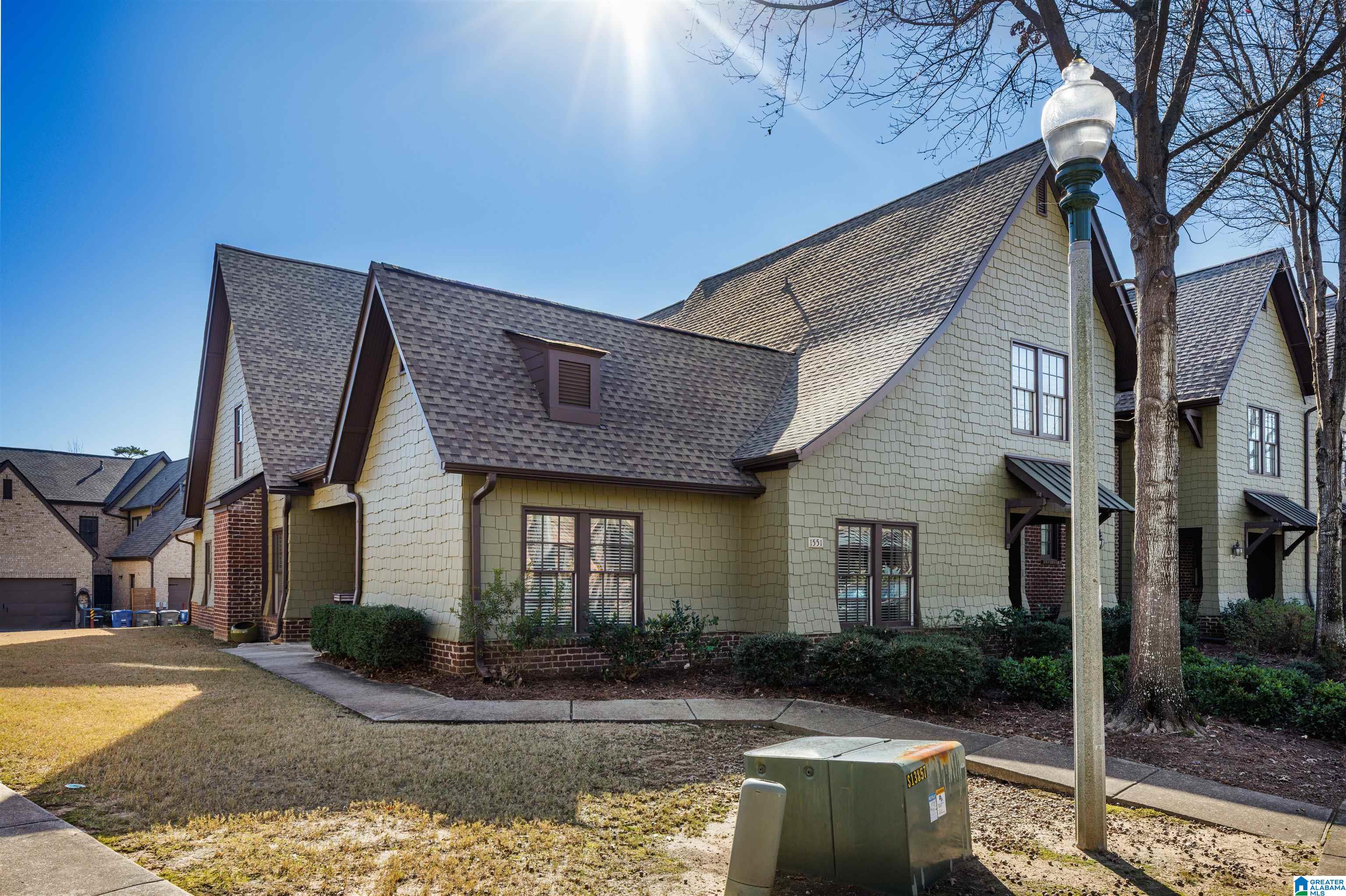 1551 INVERNESS COVE LANE