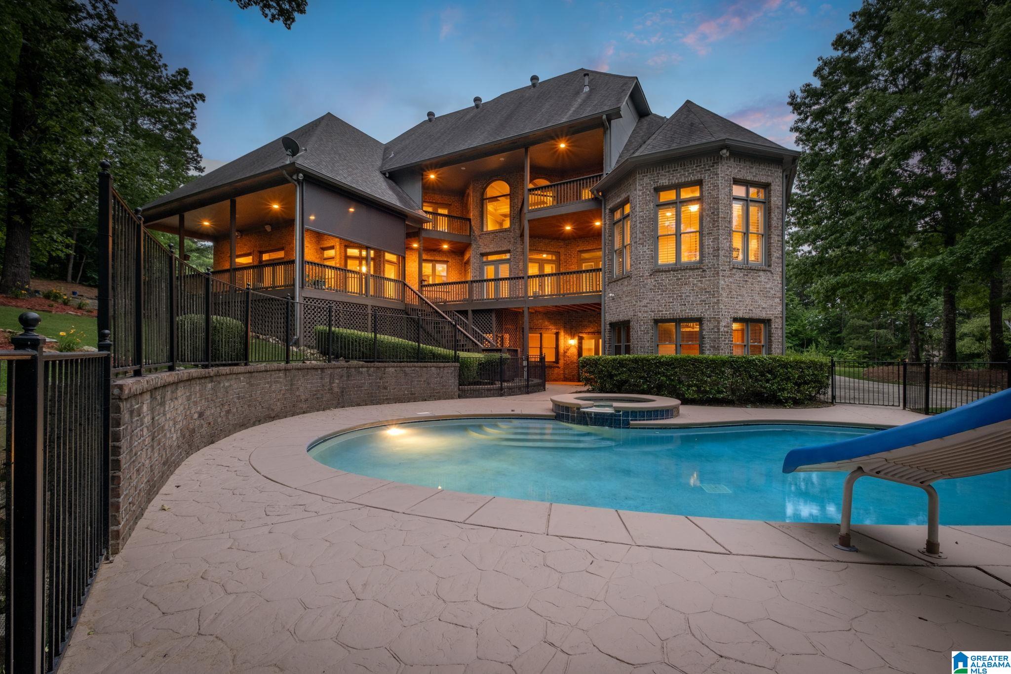 101 SALISBURY LANE