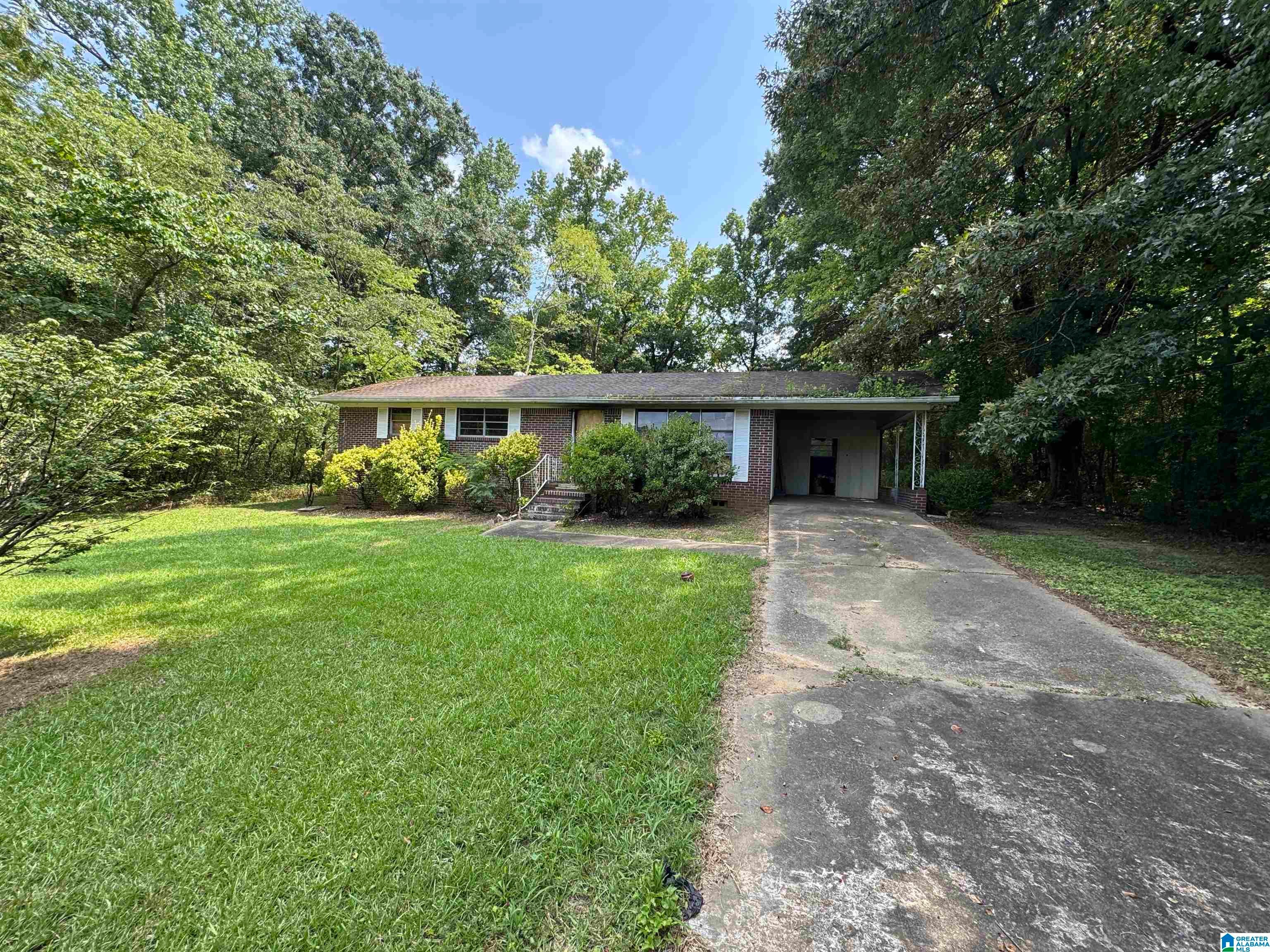 3306 BONDS AVENUE