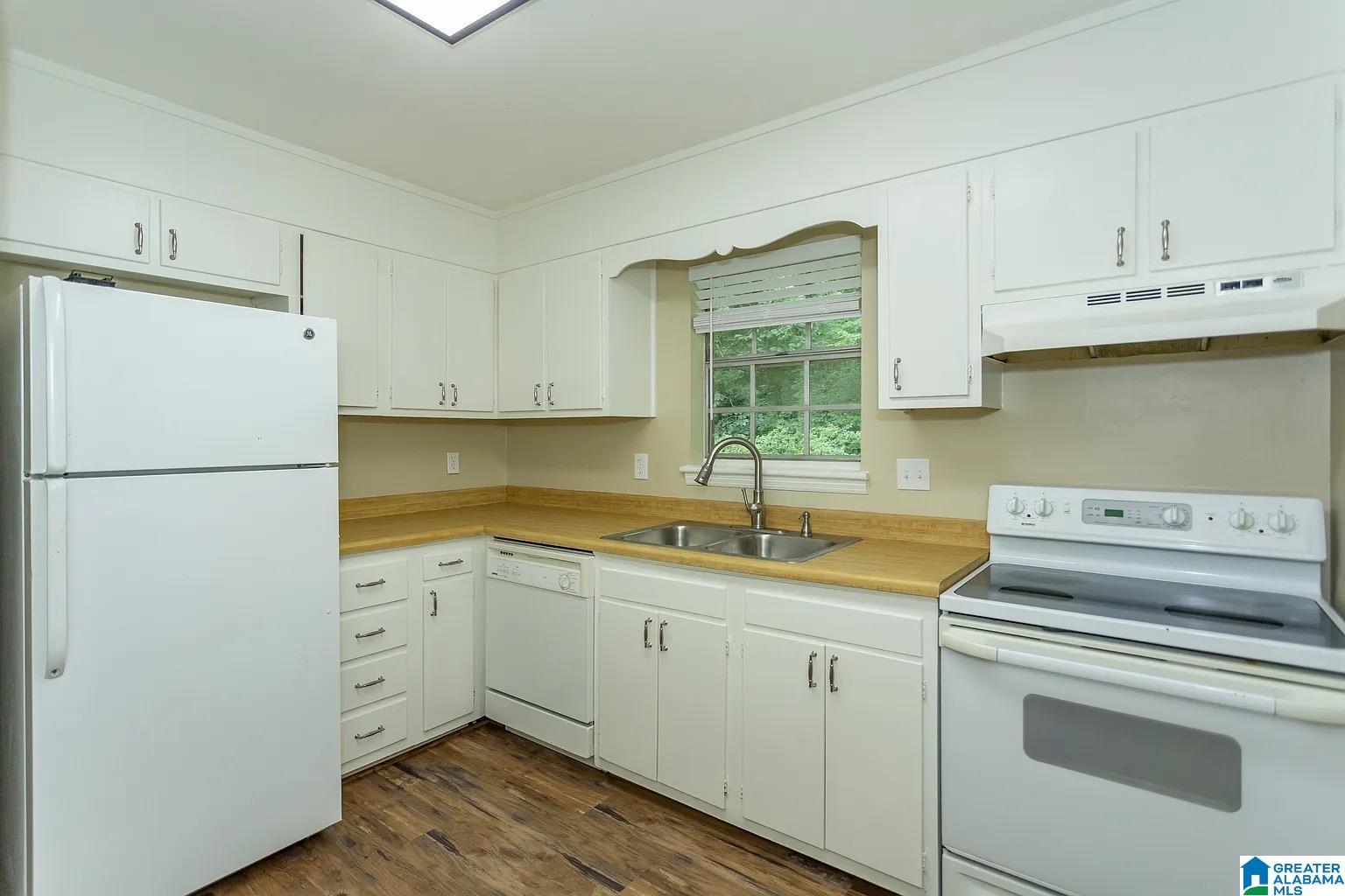 2200 MONTREAT CIRCLE C