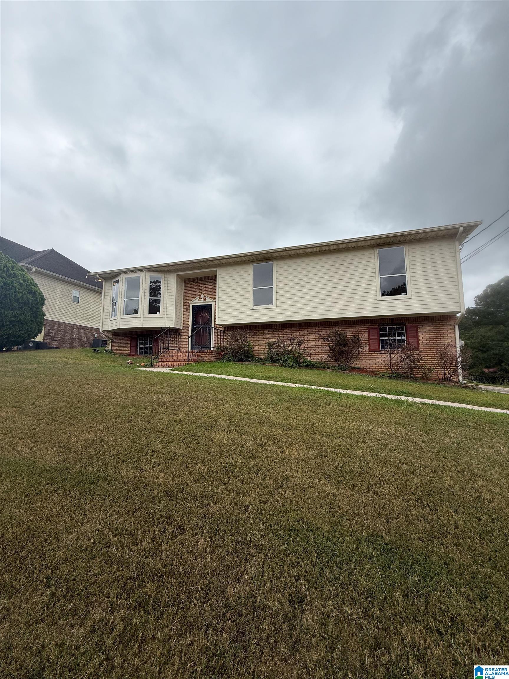 9577 EASTPOINTE CIRCLE