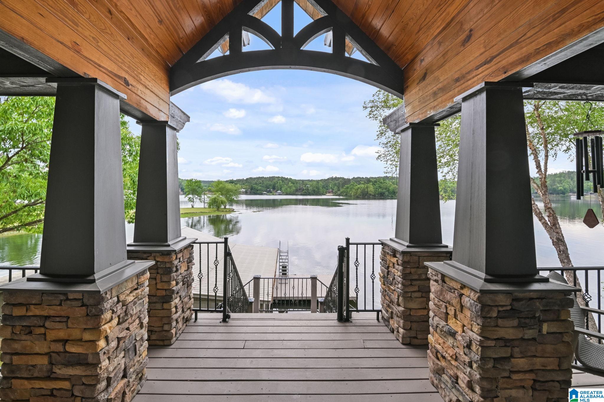 1046 COUNTY ROAD 542